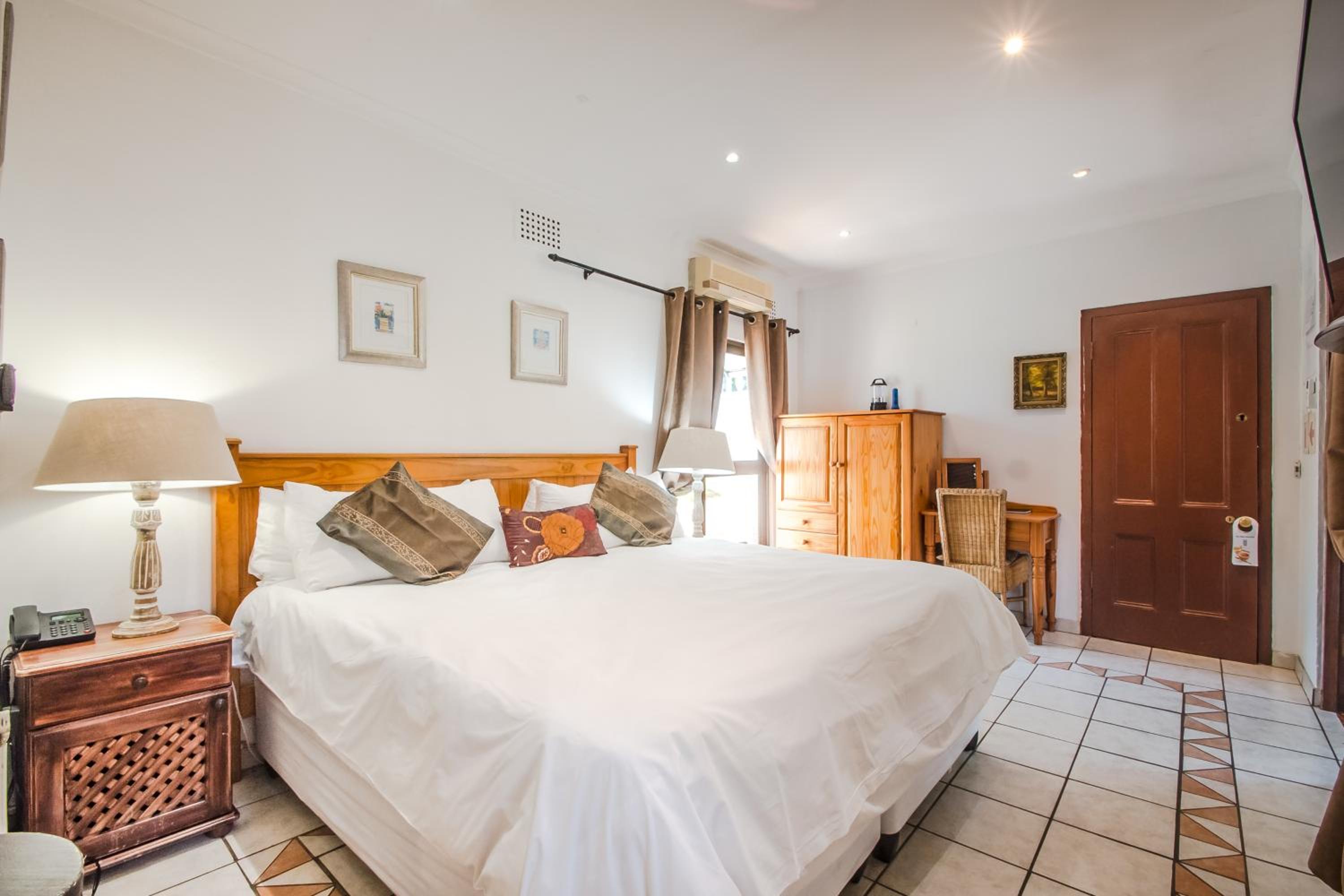 HoneyPot Guest house