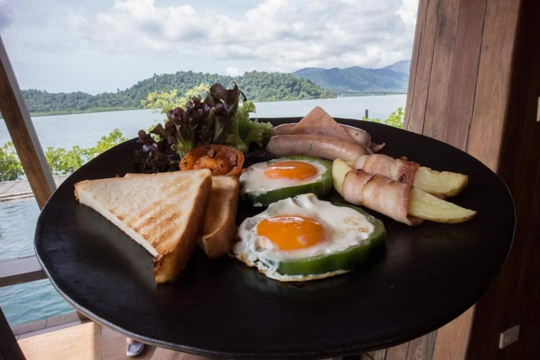 Parama Koh Chang
