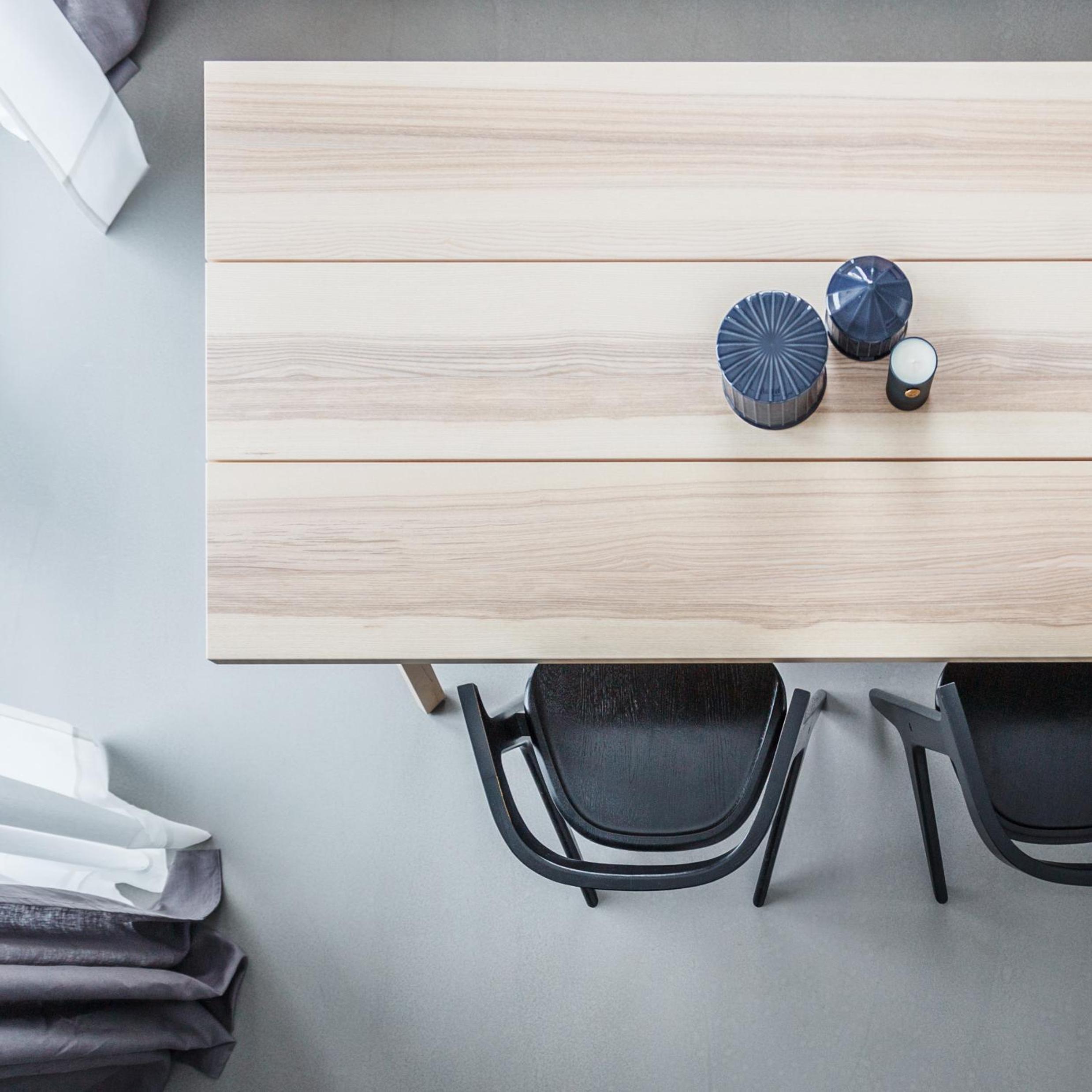 Minimalist. Apartment & Studio view 3