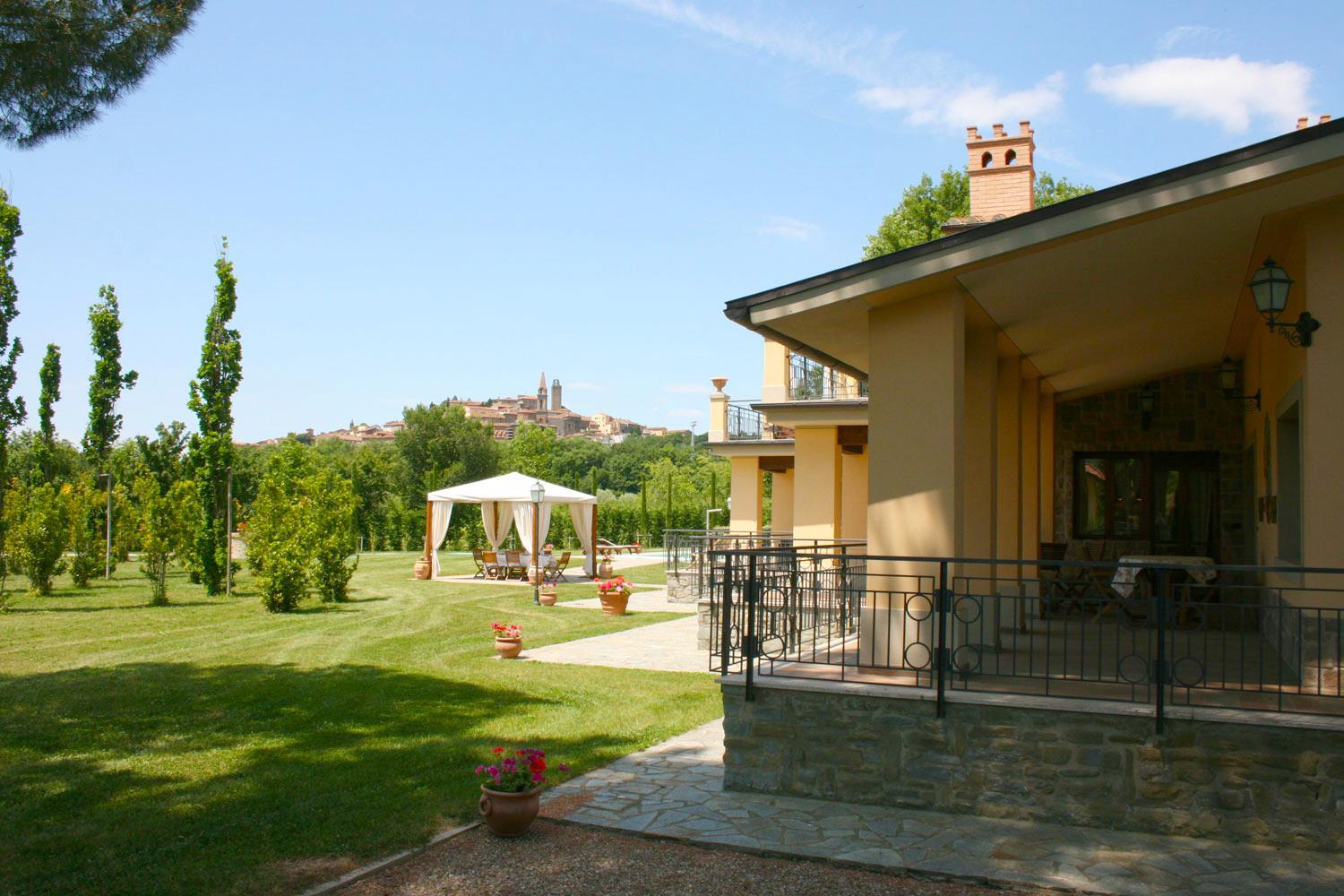 Photo 13