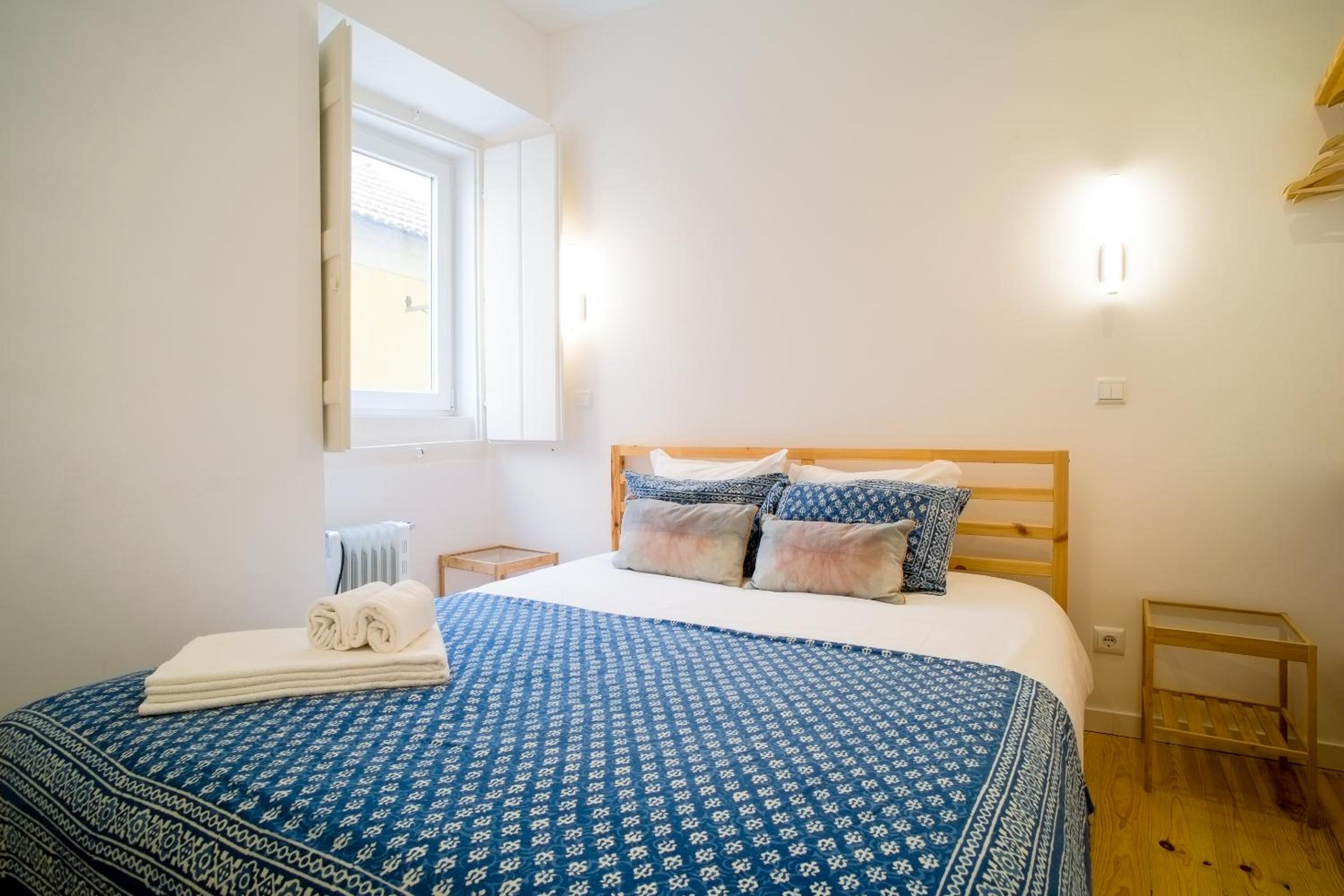 Bright And Sunny Apartment