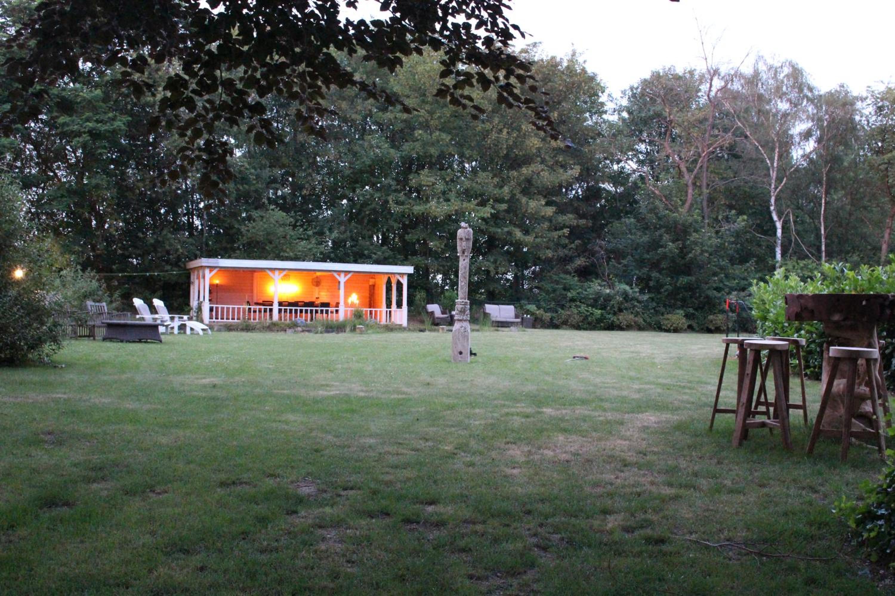 Photo 17