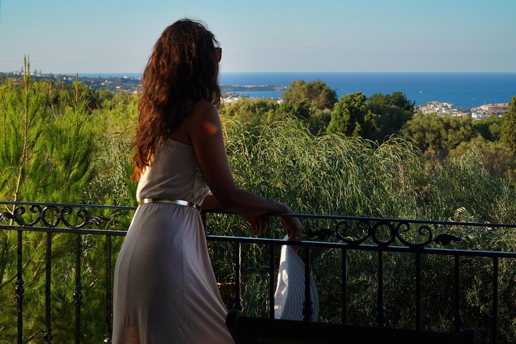 Bohemian Blue photo 2