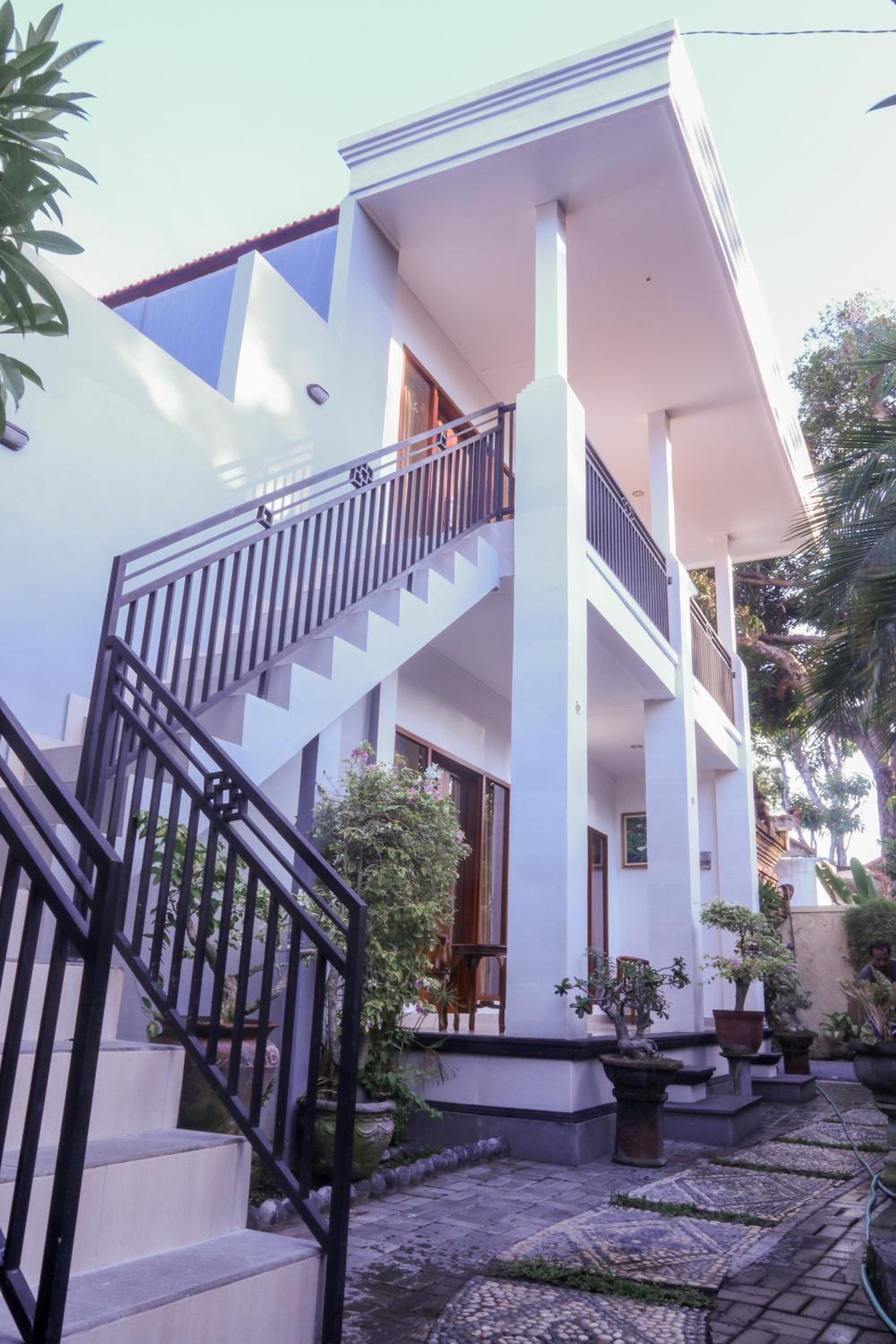Sekar Waru Homestay view 2