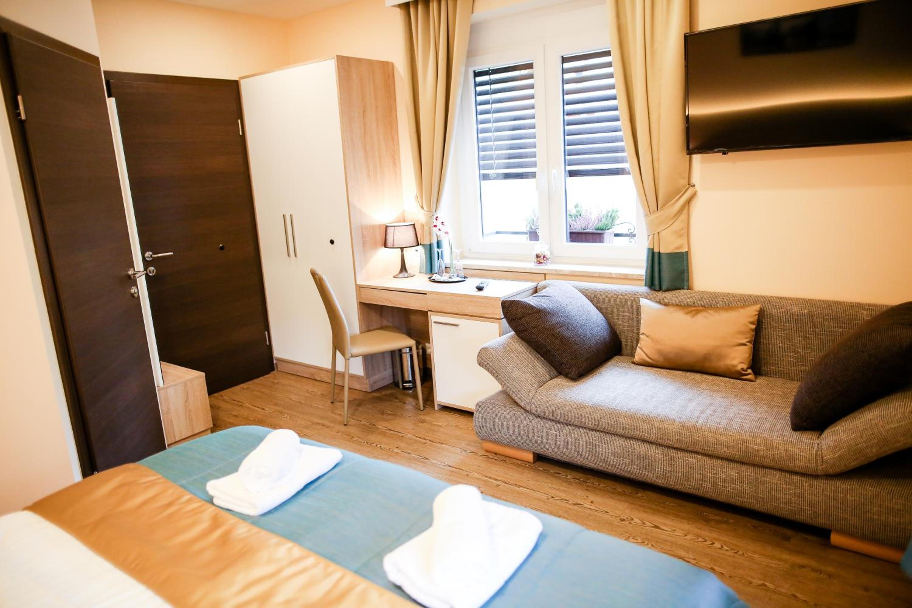 Guest House Vila Moj Mir view 3