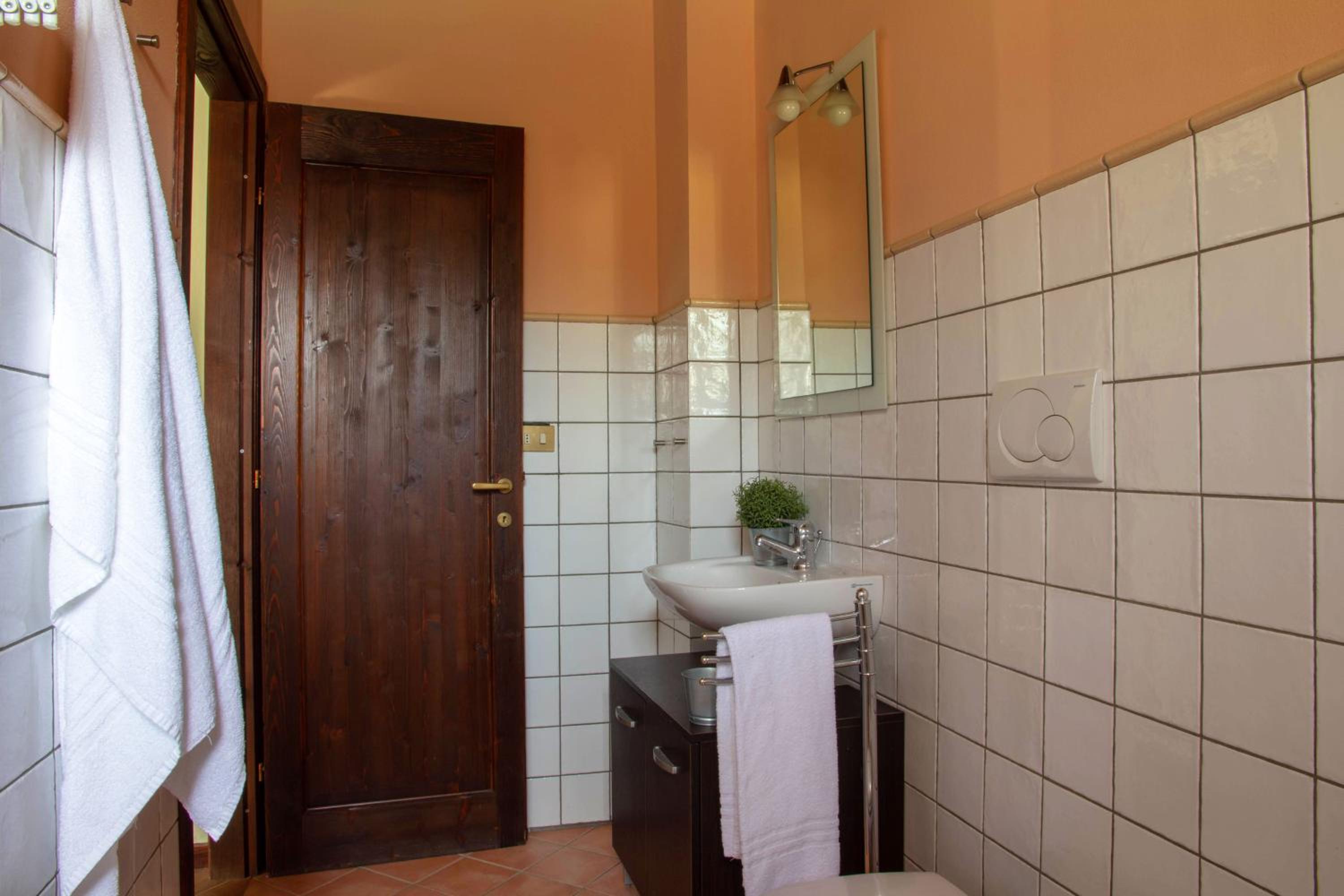 Tuscany Country Apartments