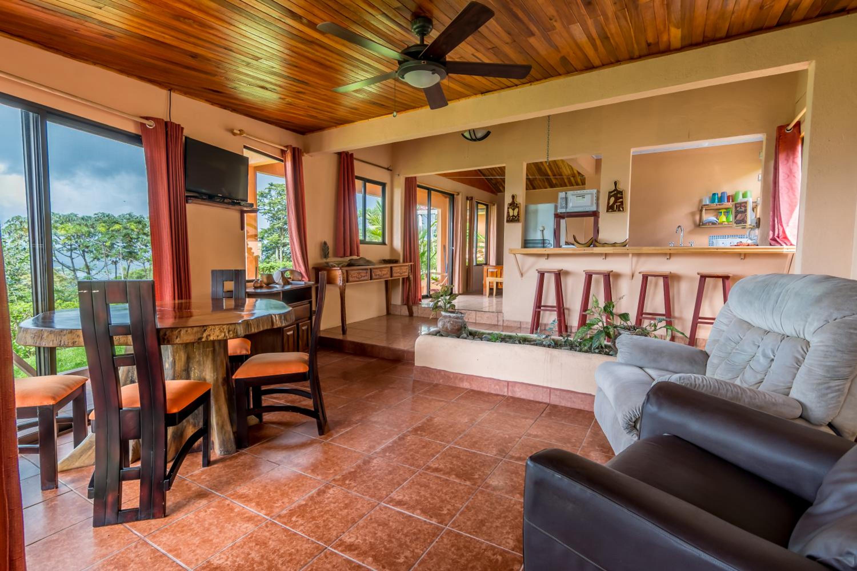 Hotel Nepenthe B&B