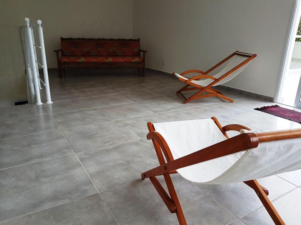 Bertioga, Praia Guaratuba, Costa do Sol - Ampla casa, nova, 4 suítes c/piscina
