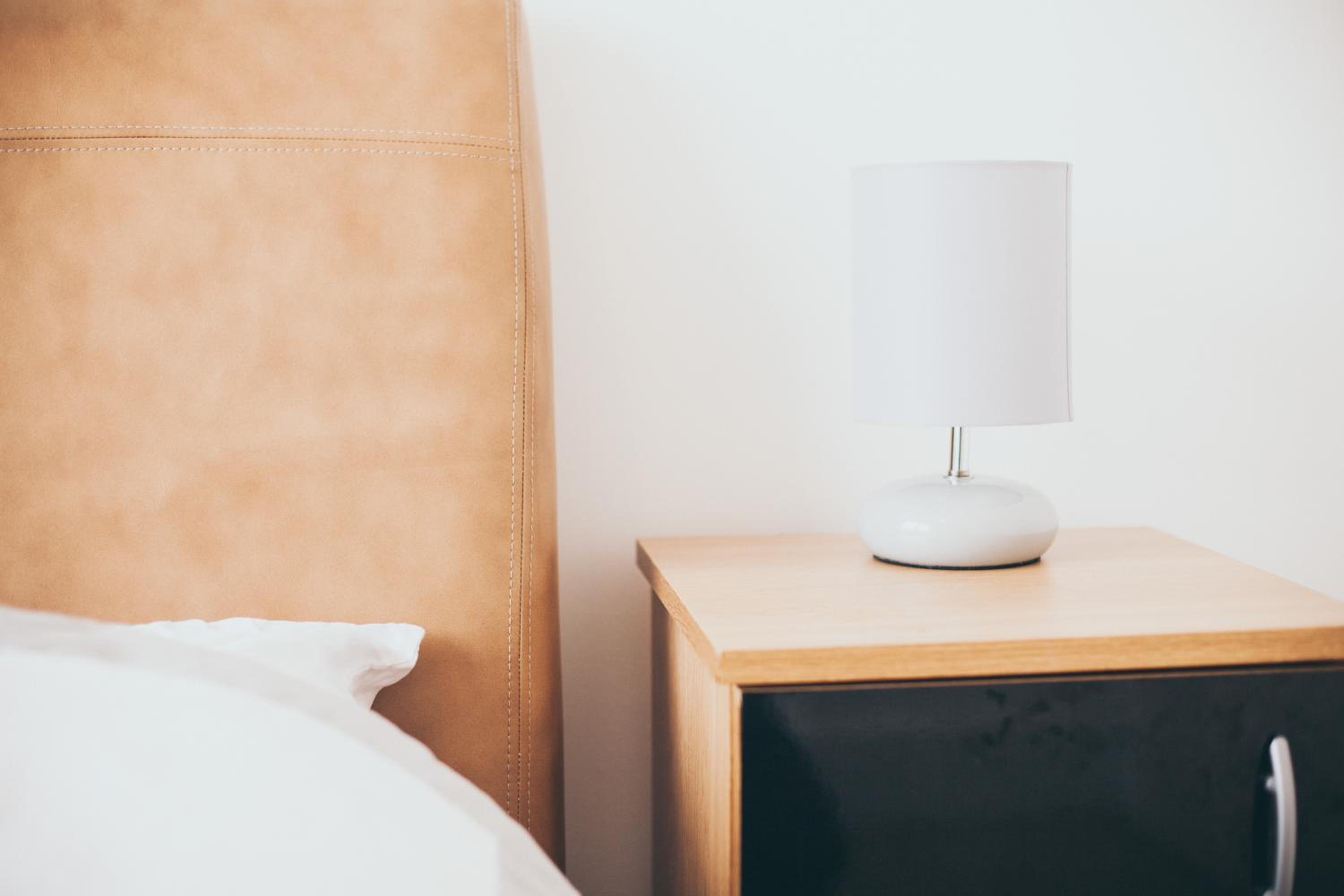 Serviced Apartment In Liverpool City Centre - Free Parking - Balcony - by Happy Days
