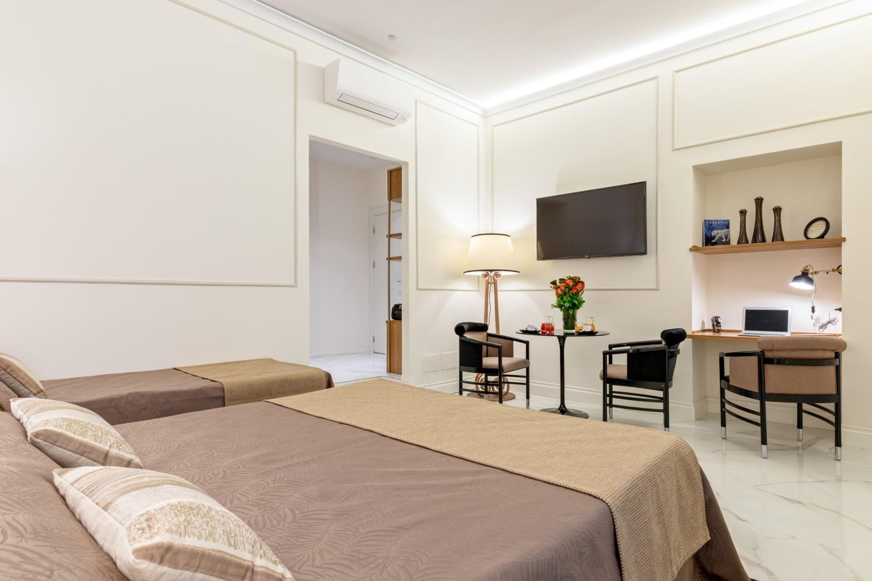 Cavour Suites Guest House