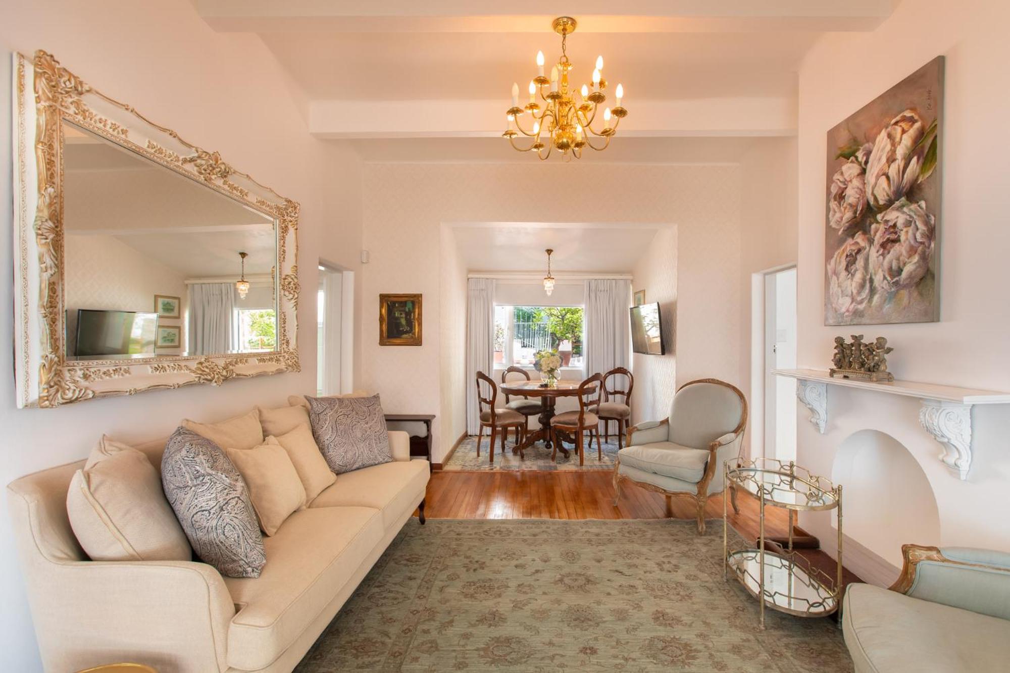 Villa on Camps Bay Drive