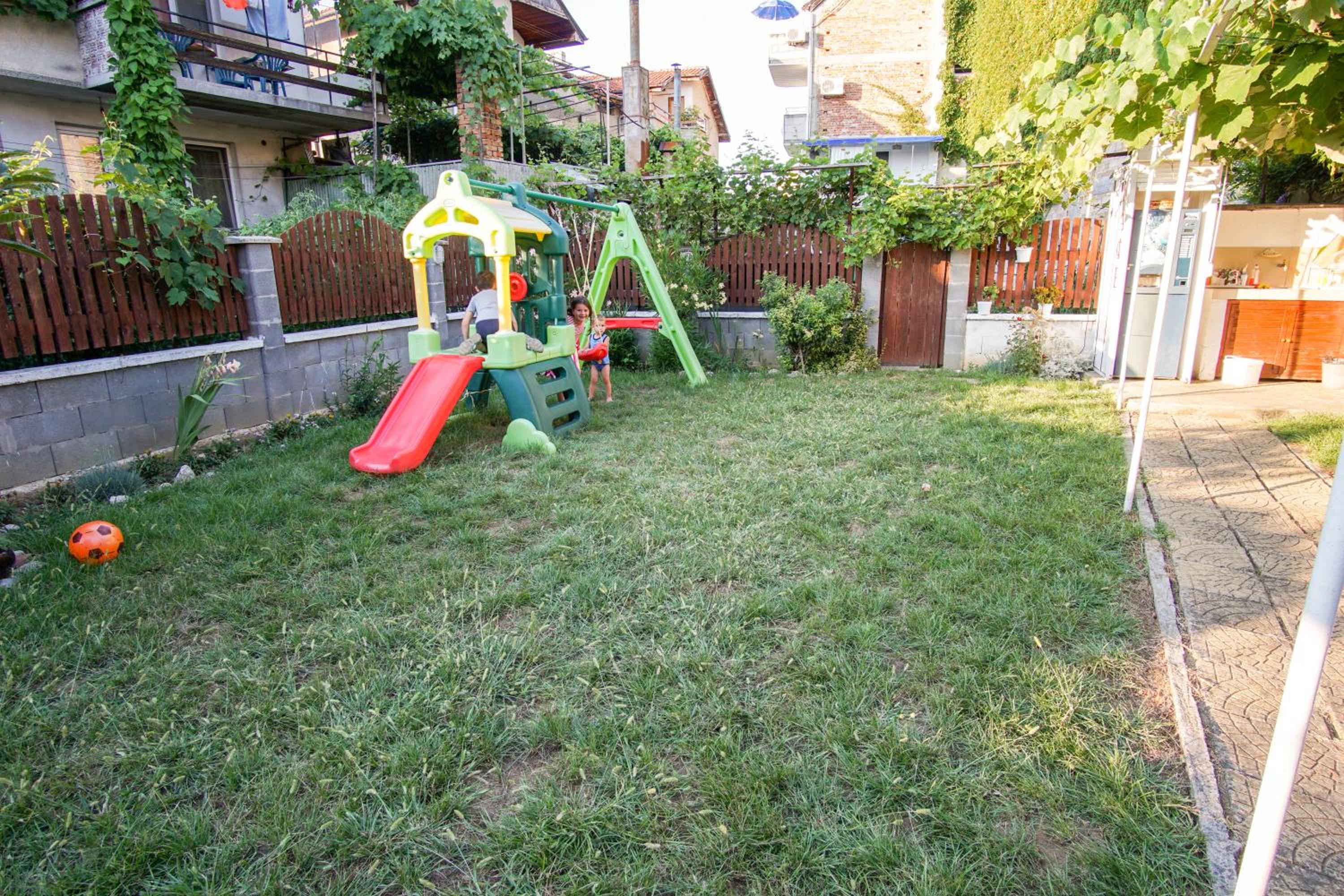 Photo 16