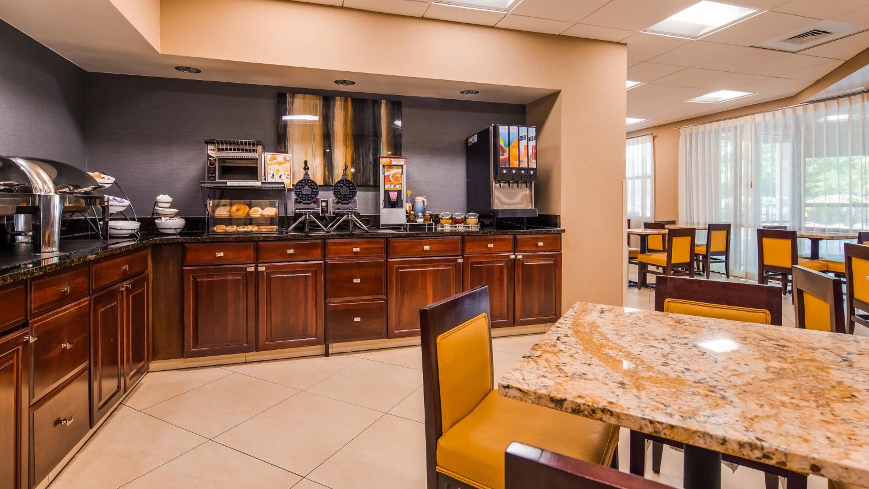 Best Western Plus BWI Airport Hotel - Arundel Mills - Property Image 7