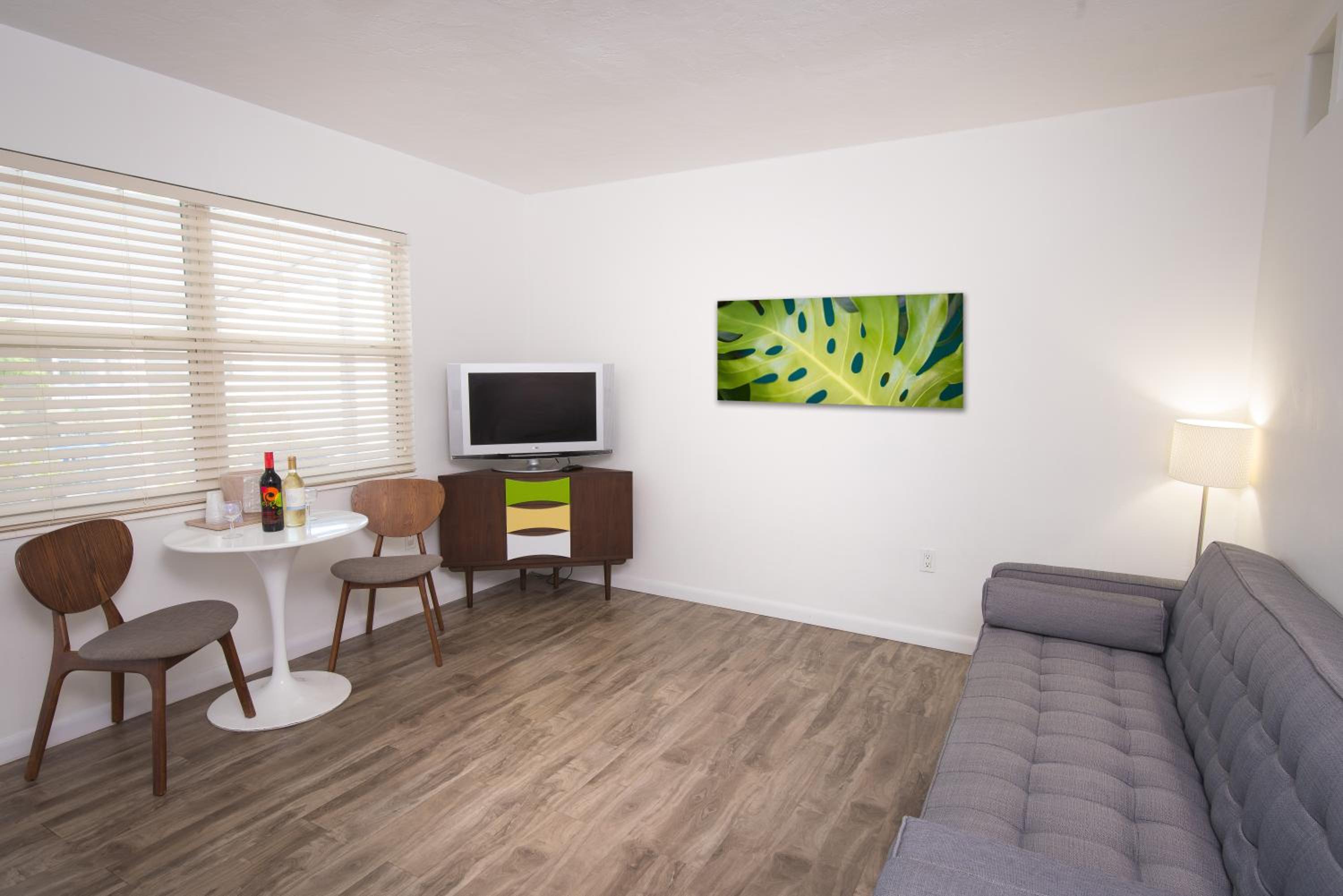 Regency Inn & Suites Sarasota