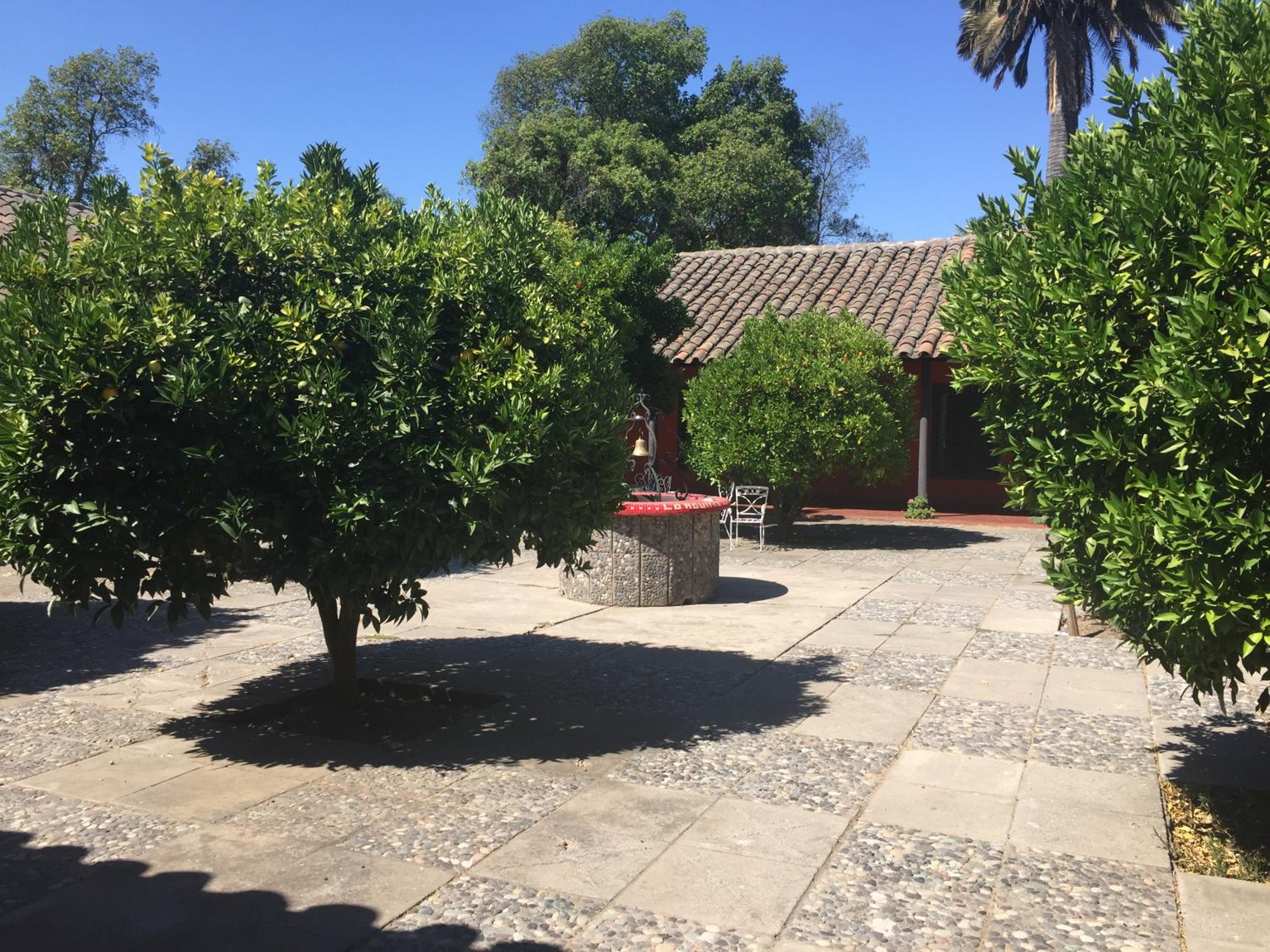 Casona Lo Aguirre , Hospedaje de Temporada Cálidas