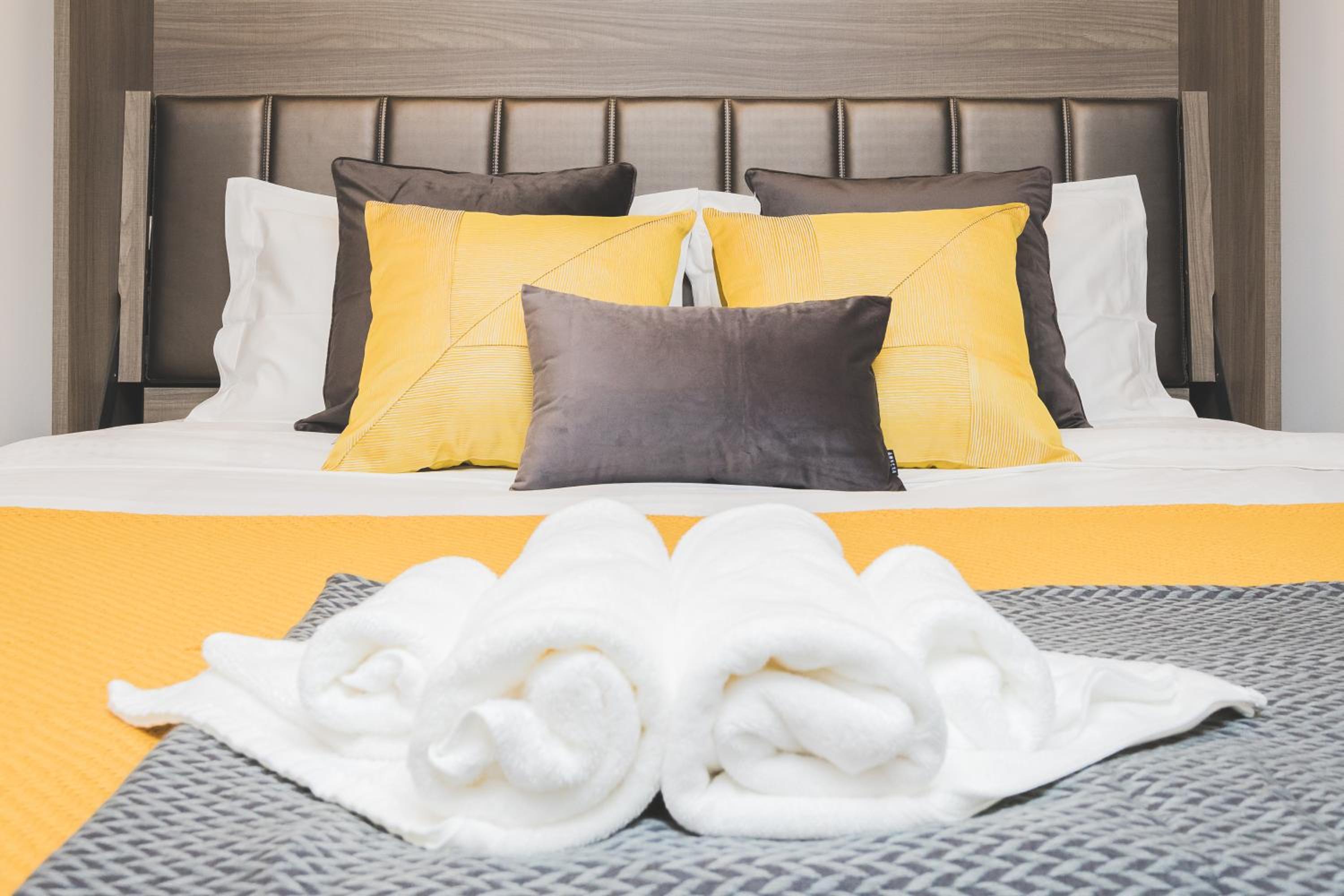Sukhumvit Asok Modern Suite