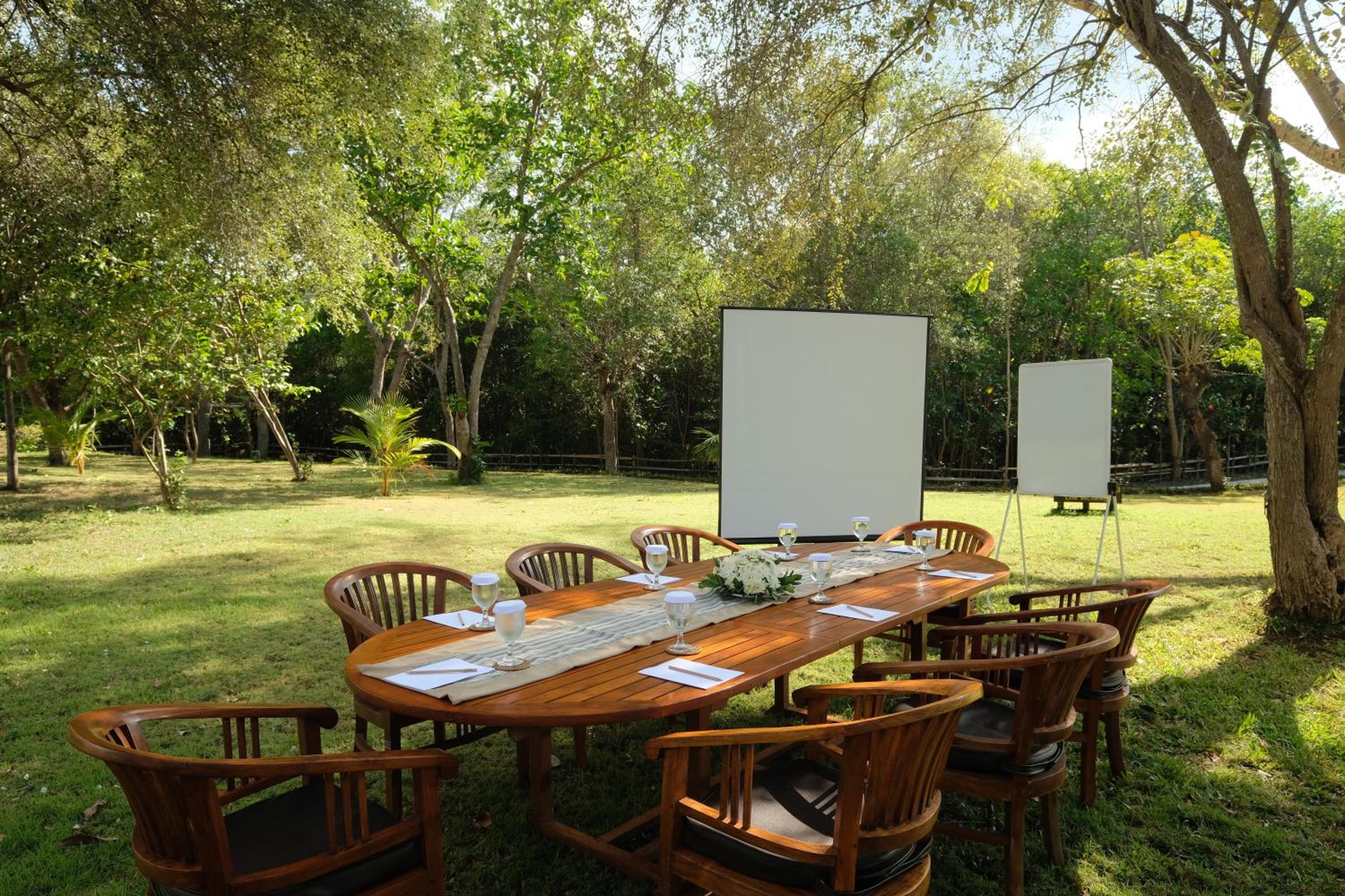 meeting & event spaces