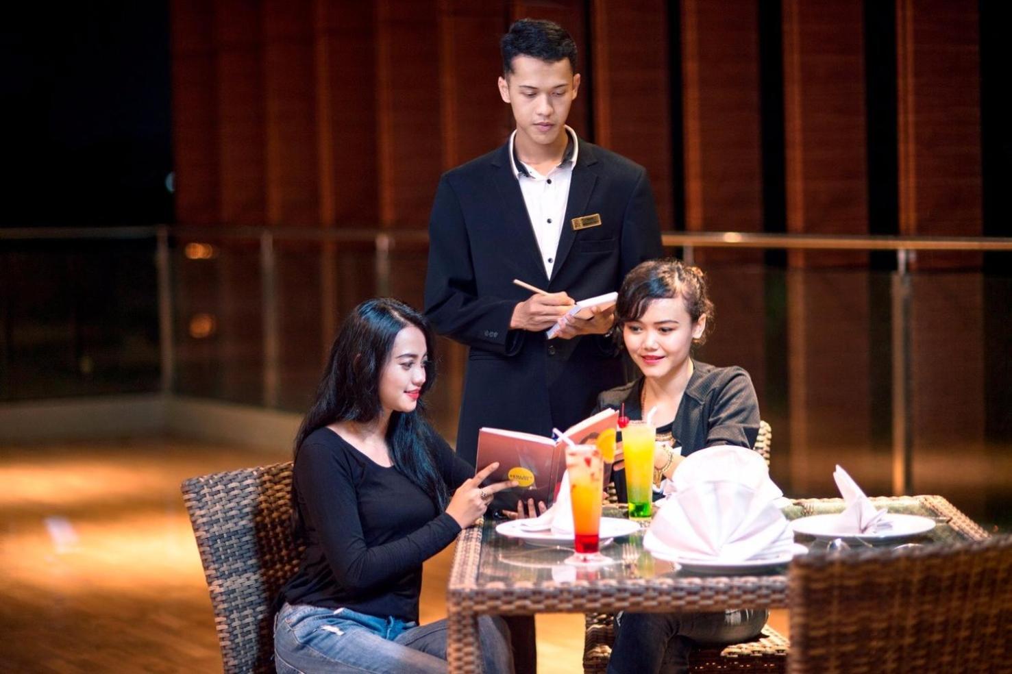 The New Atrium Hotel Yogyakarta