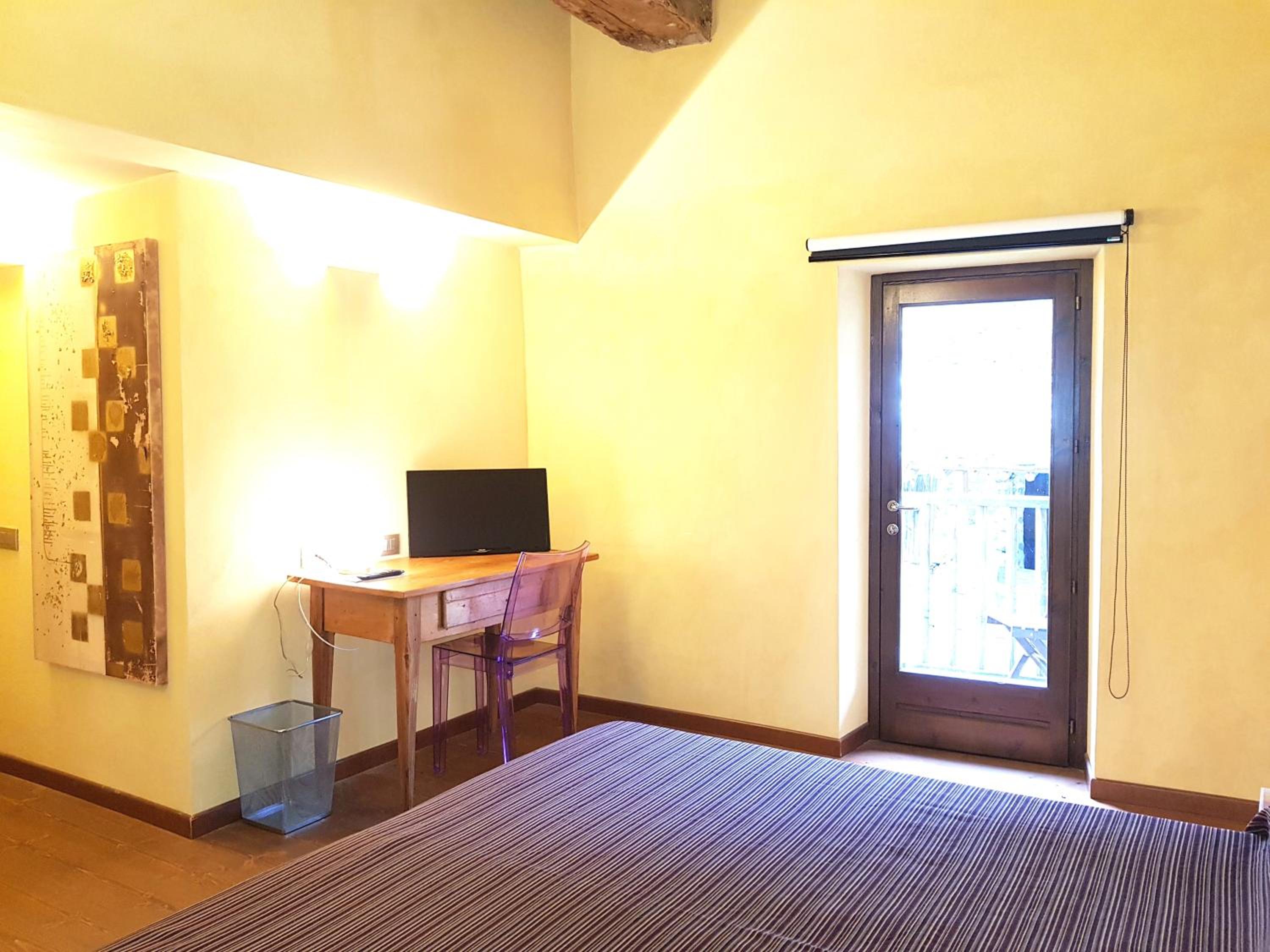 Photo 95