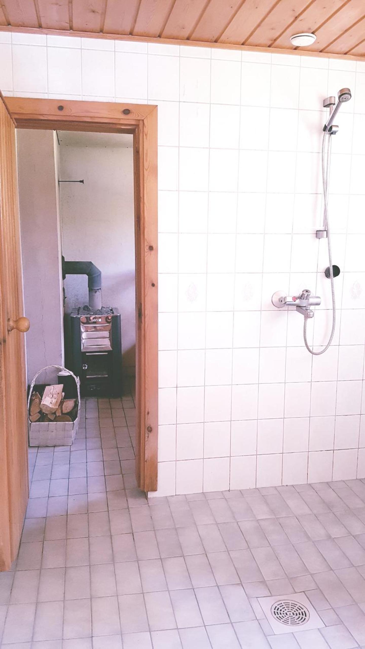 Photo 18