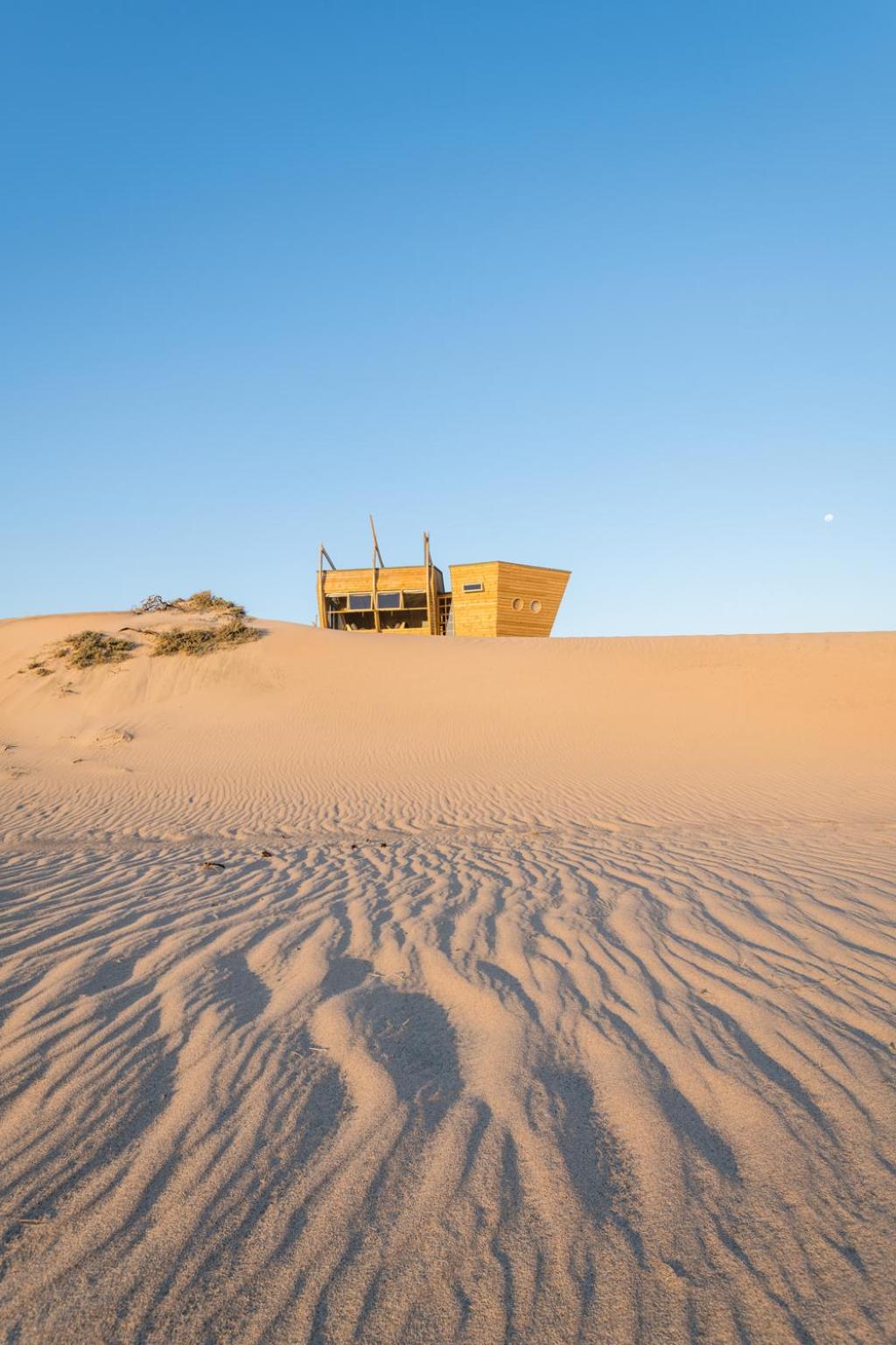 Shipwreck Lodge