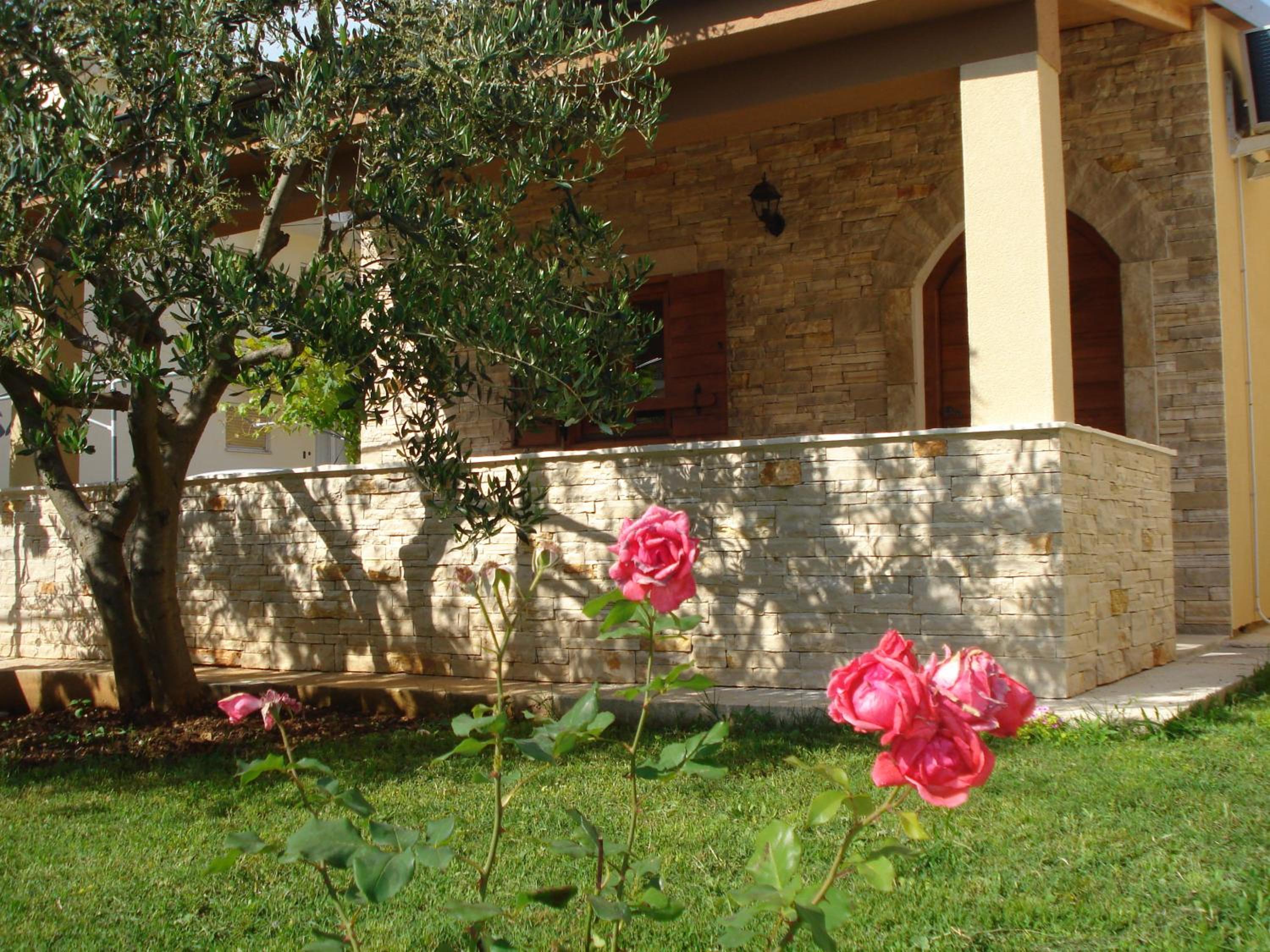Photo 49