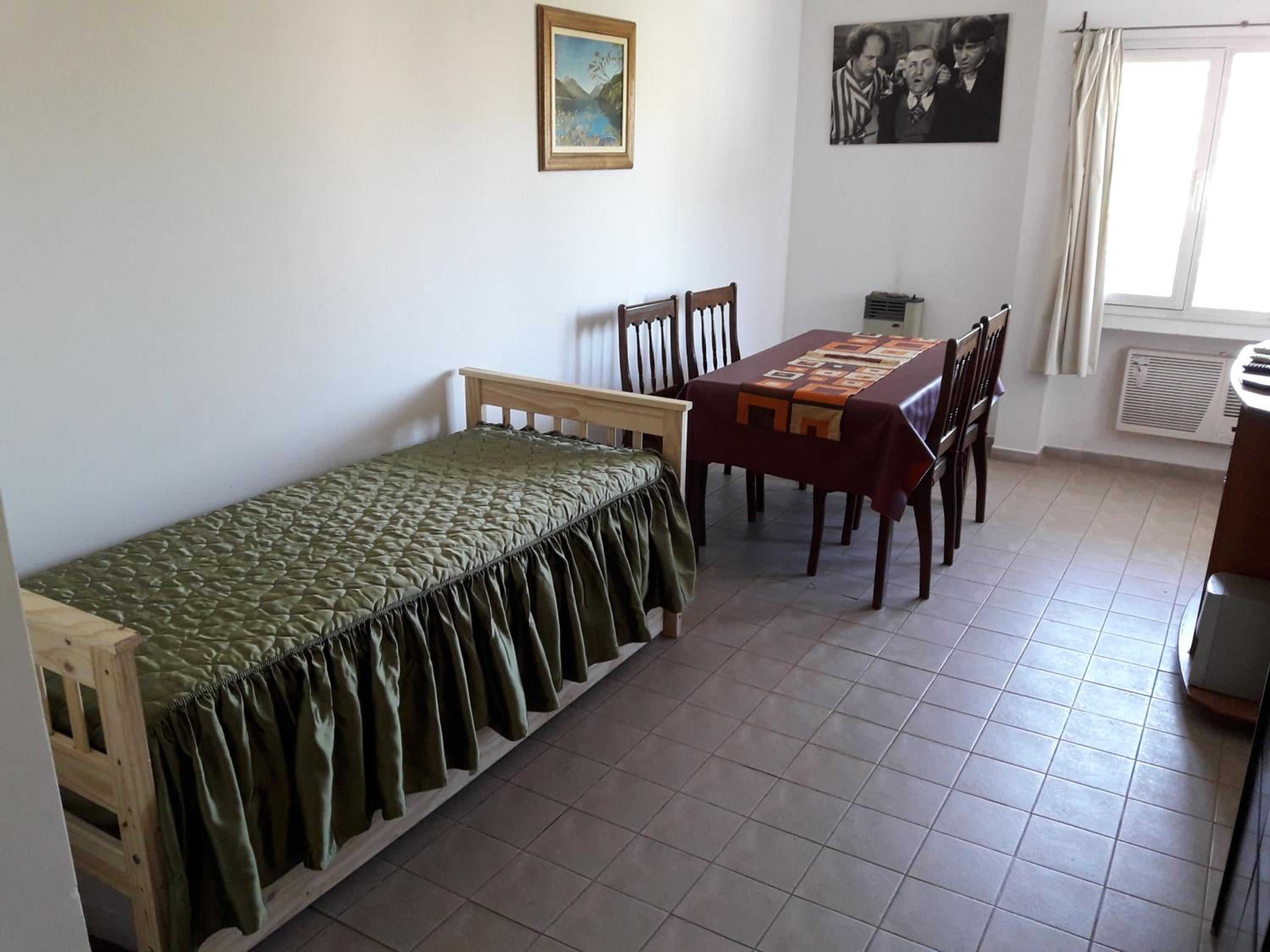 Departamento Avda Belgrano Sur 367 con Cochera Privada