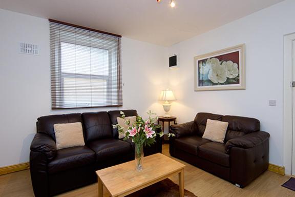 Glencourt Apartments