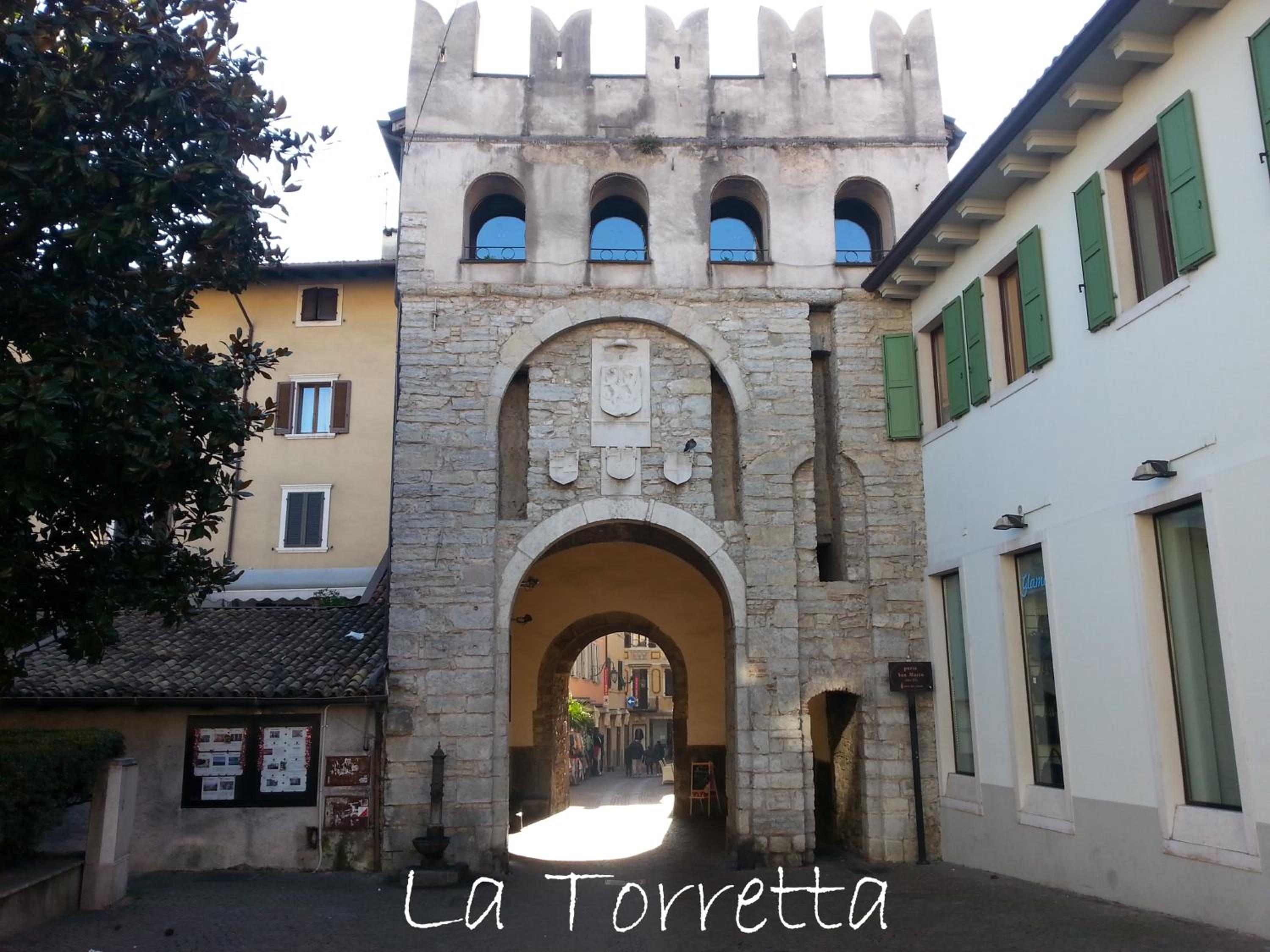 Photo 24
