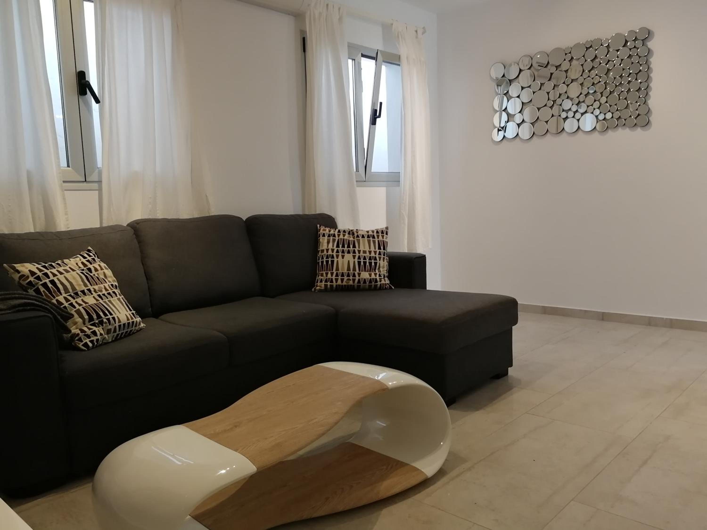 Los Gracioseros BUNGALOW 2