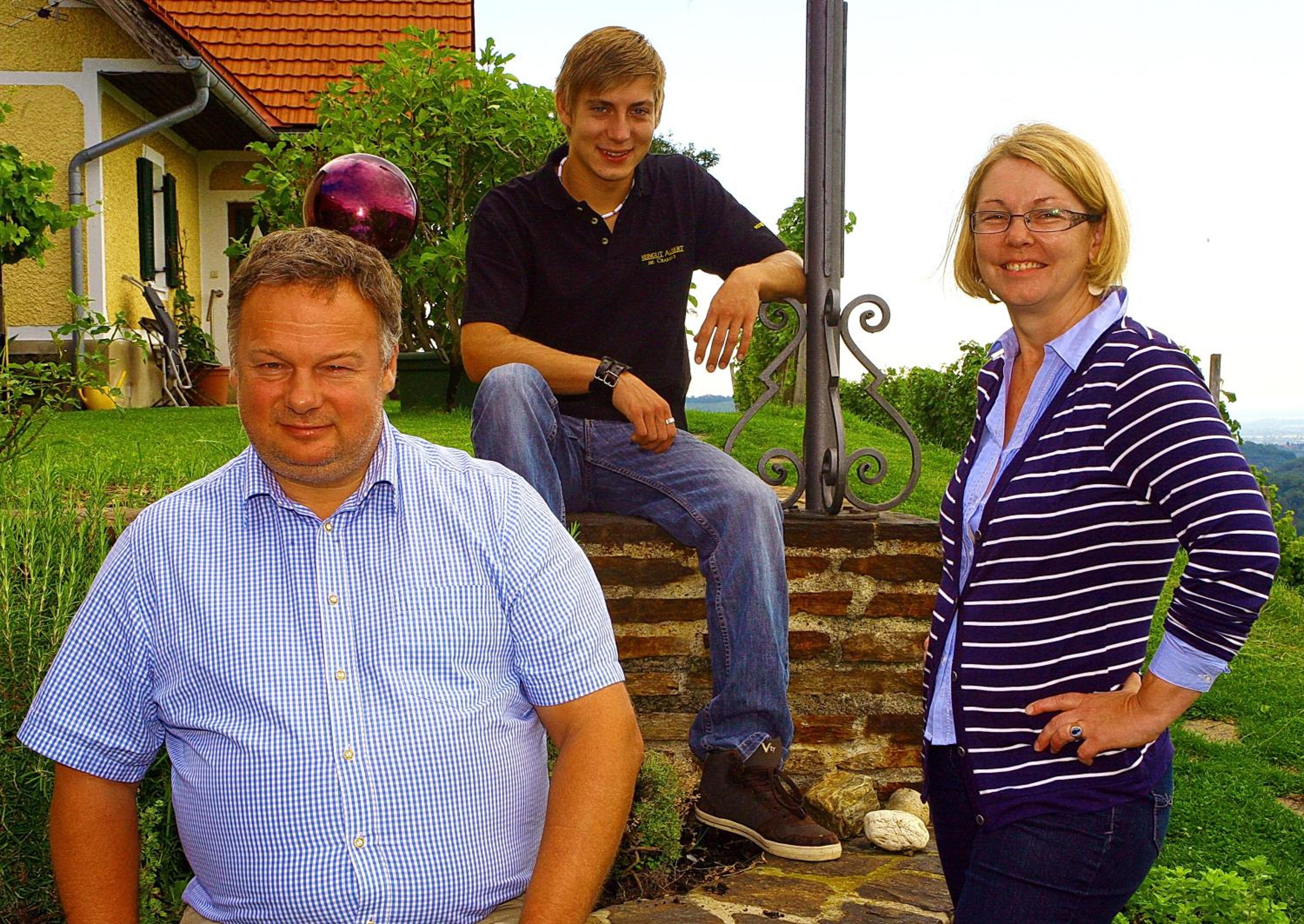 Weingut Albert, Familie Cramer