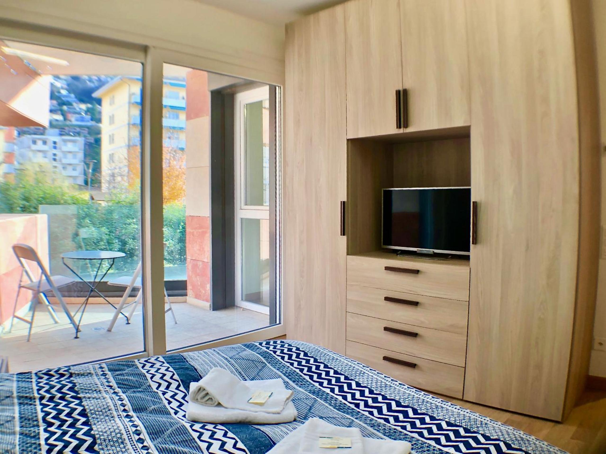 Roggia Apartments by Quokka 360 - a stone's throw from Ciani Park