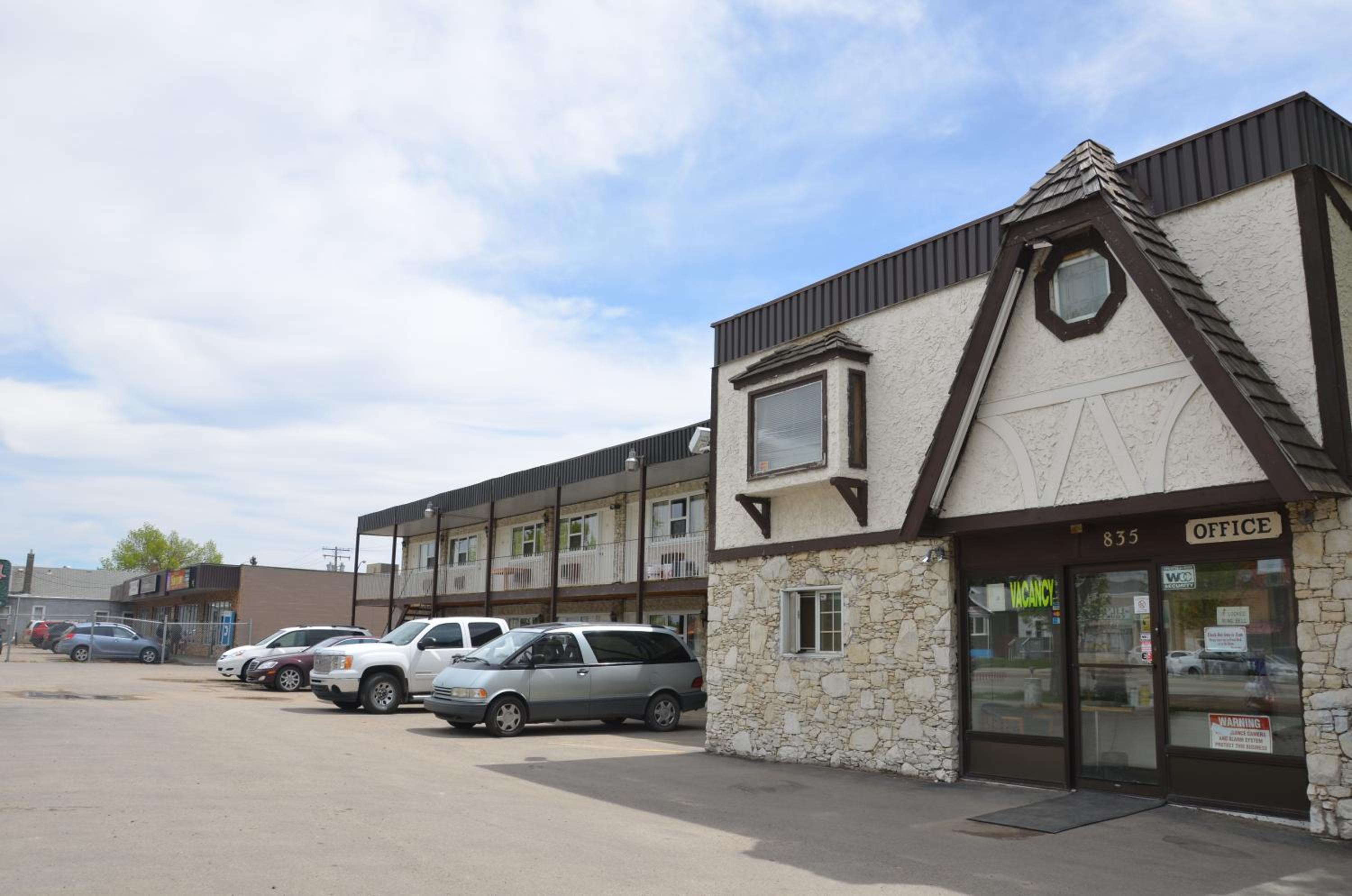 Coachman Inn