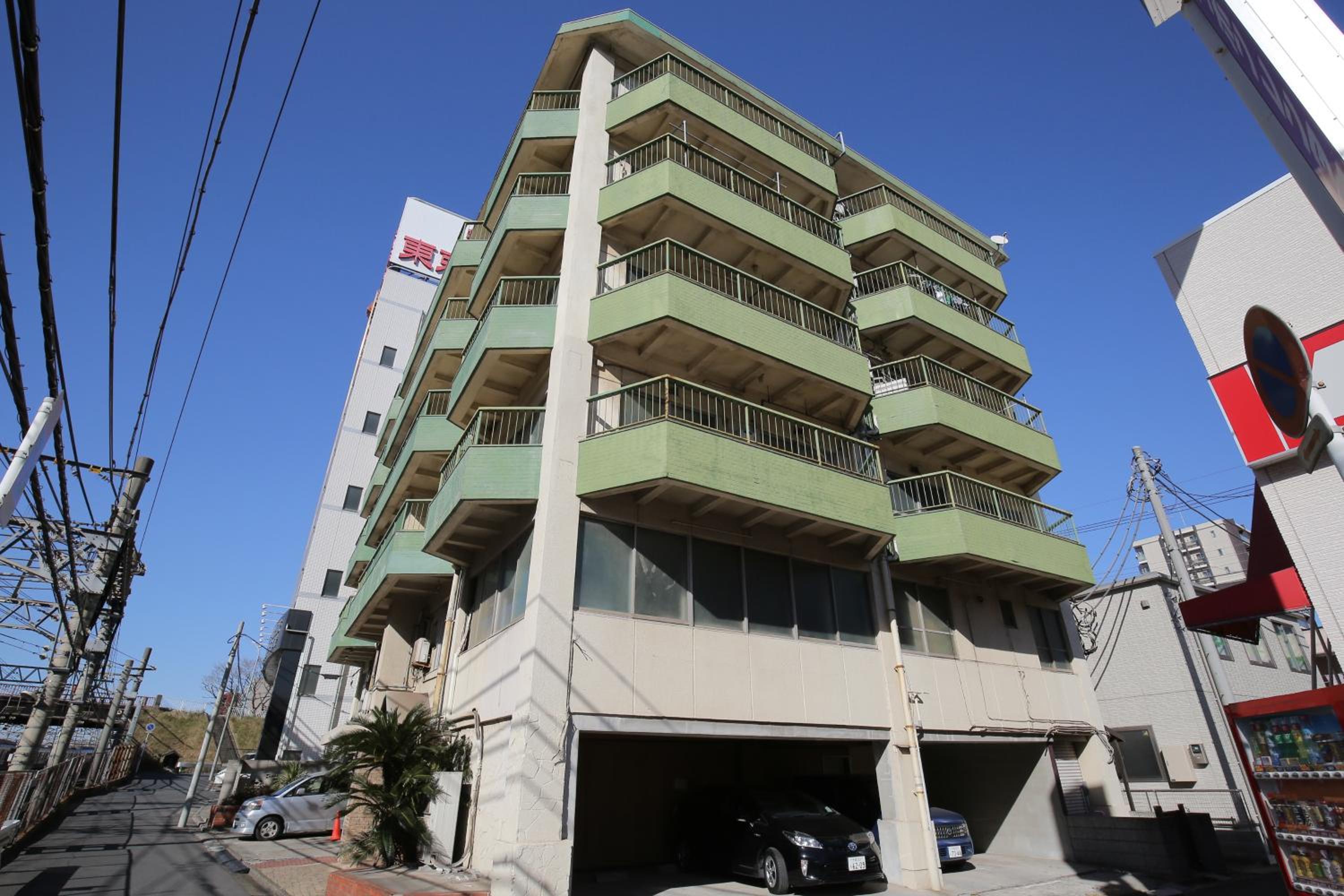 Chiba R-Hotel view 4