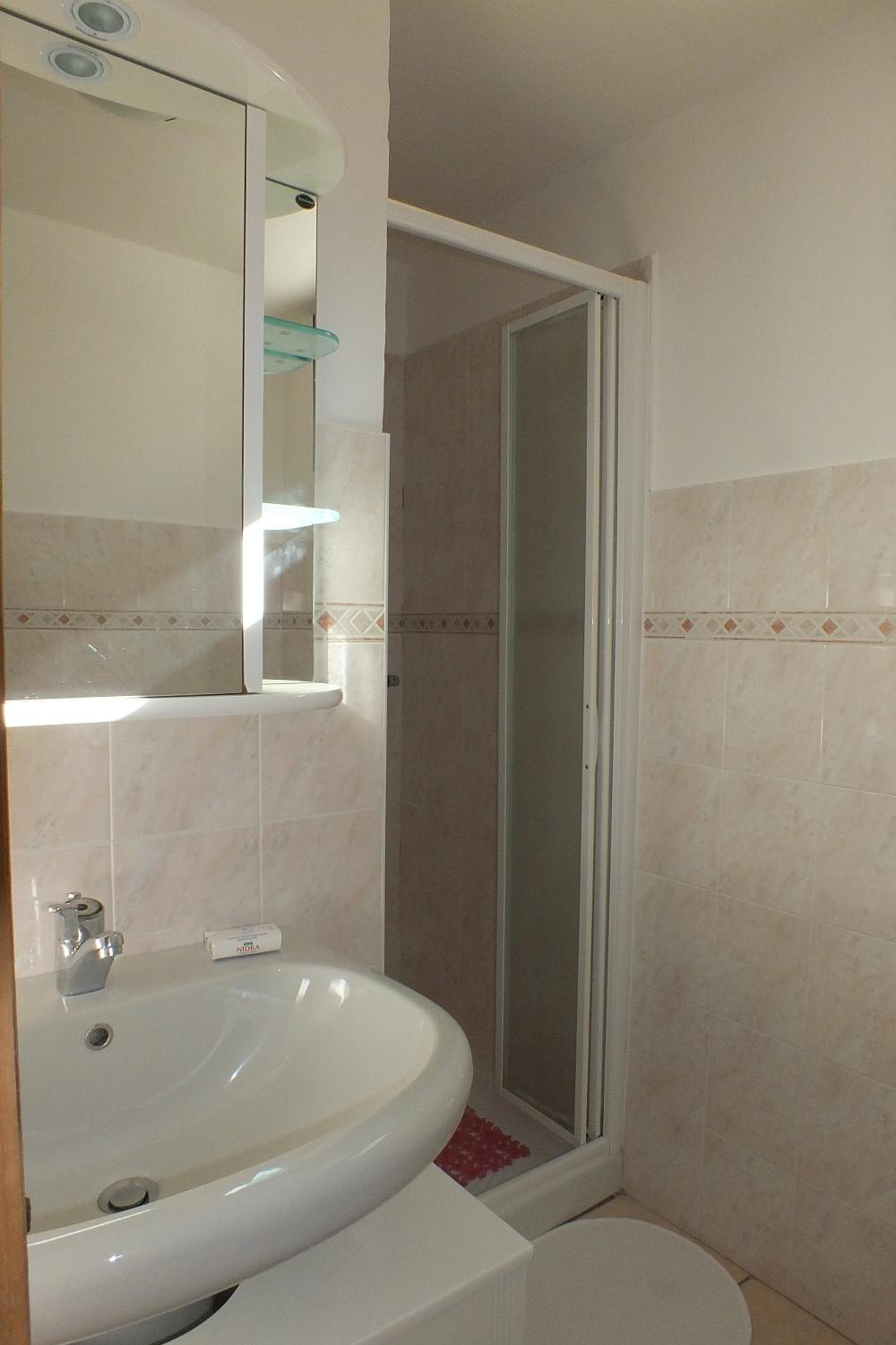 Photo 47