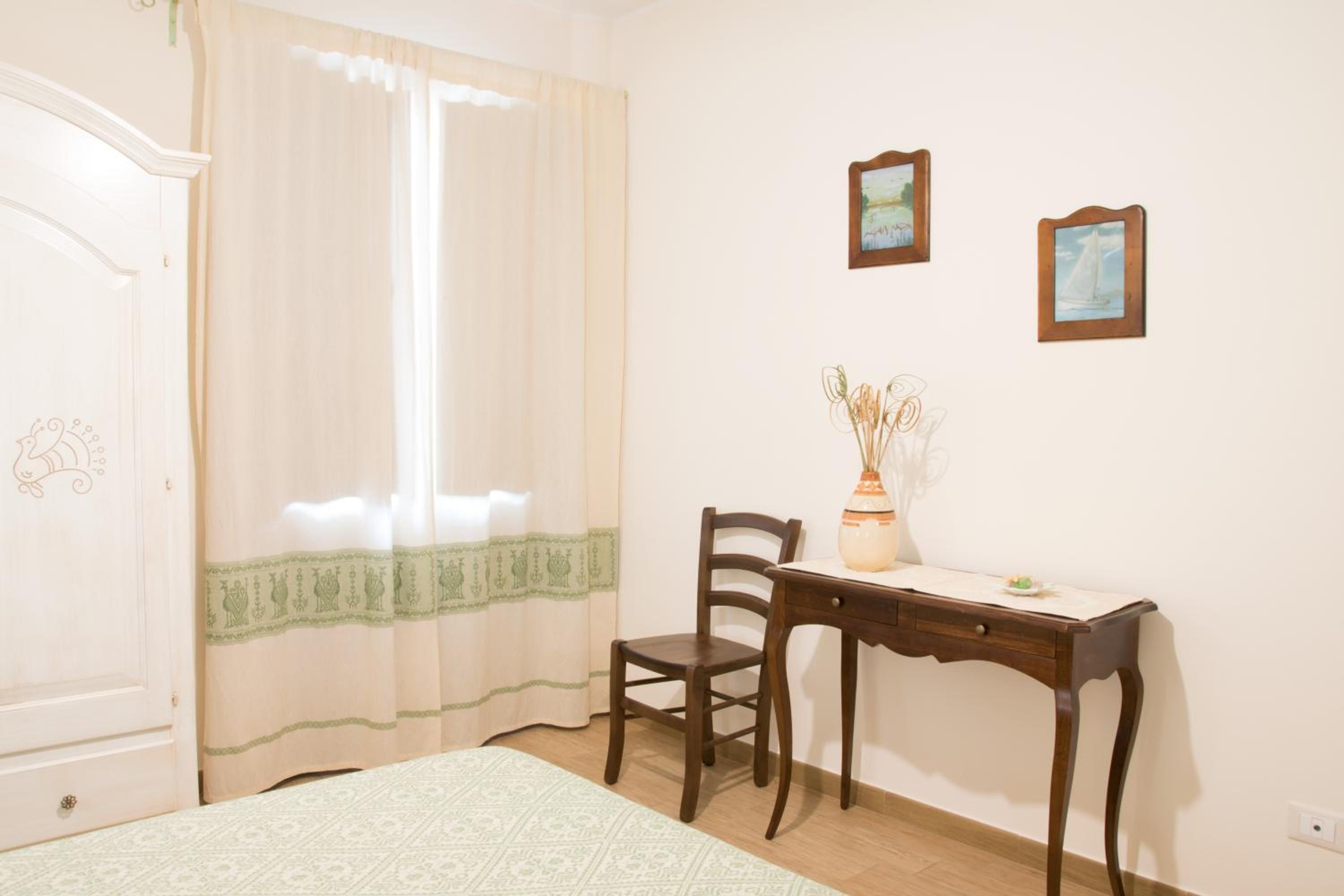 S'eredeu Apartments view 4