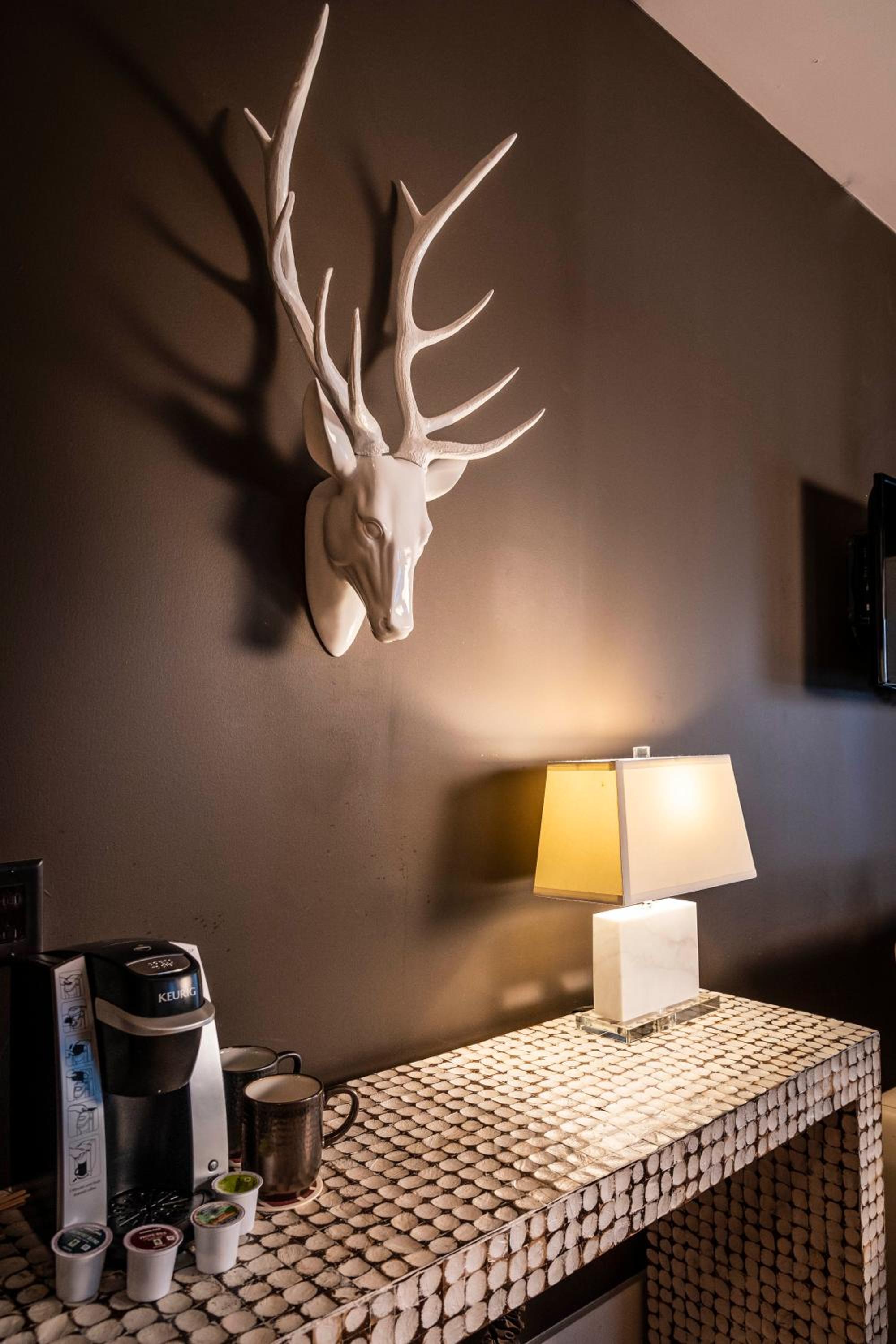 Hotel Broad Ripple