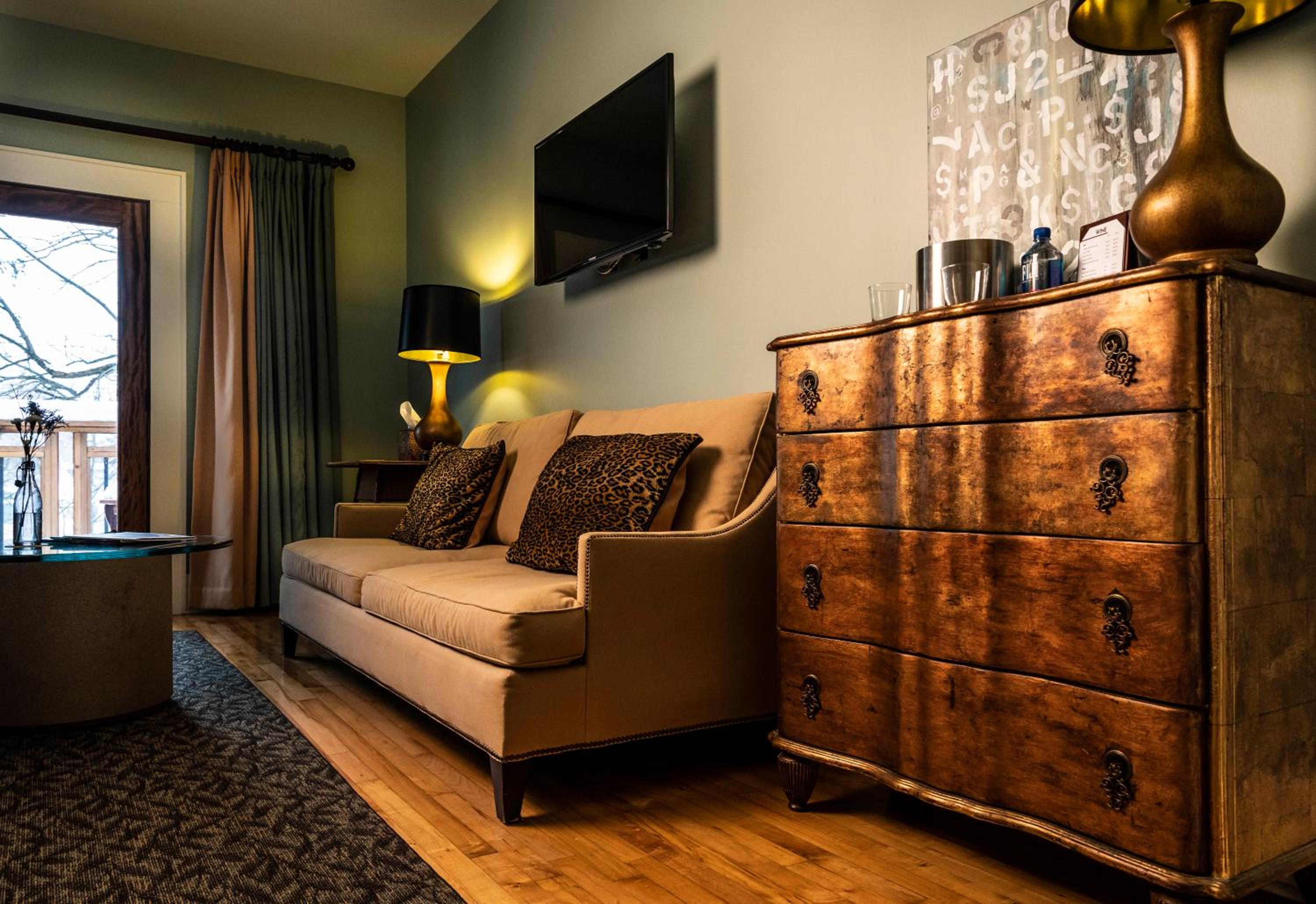 Hotel Broad Ripple