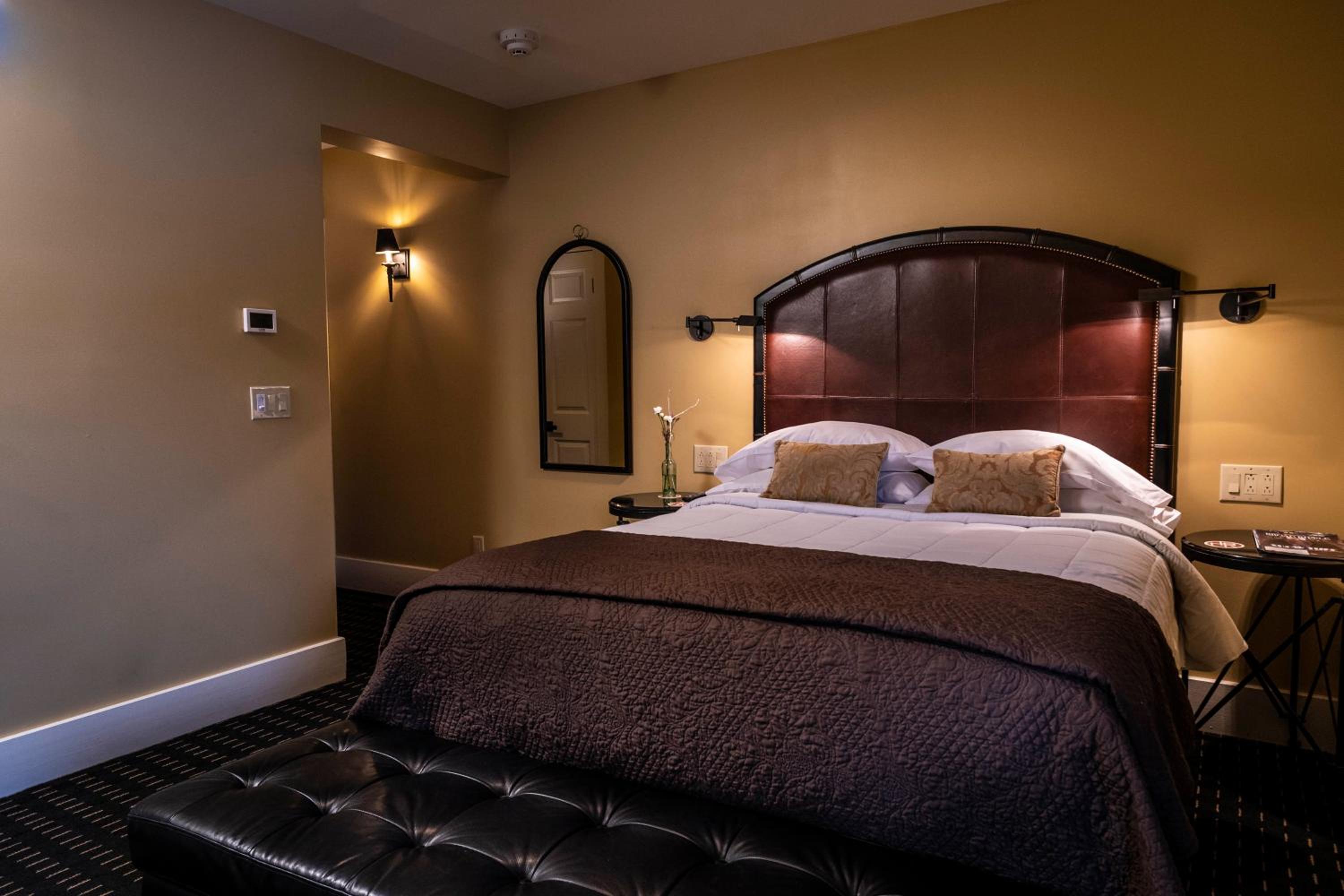Hotel Broad Ripple