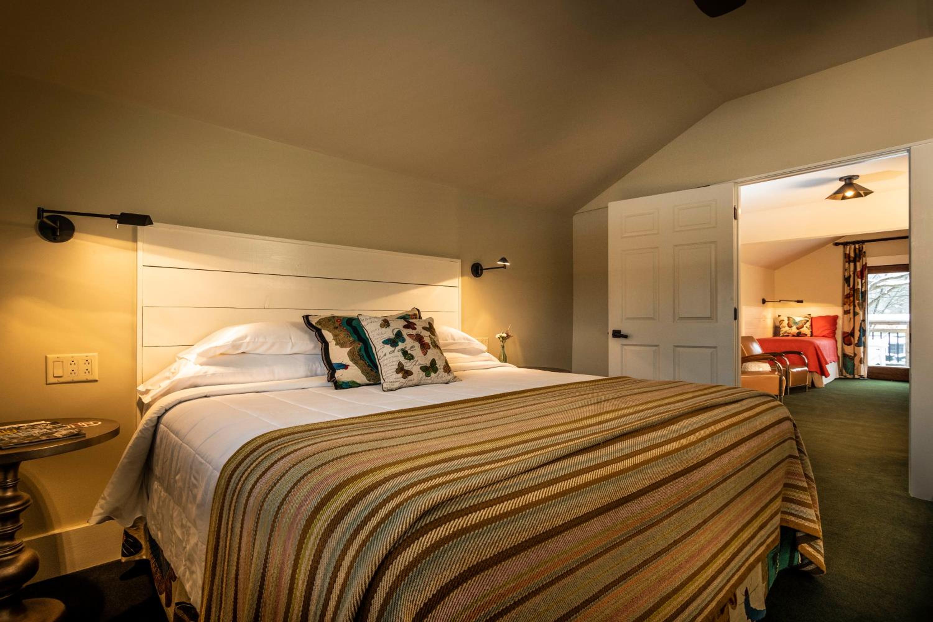 Hotel Broad Ripple