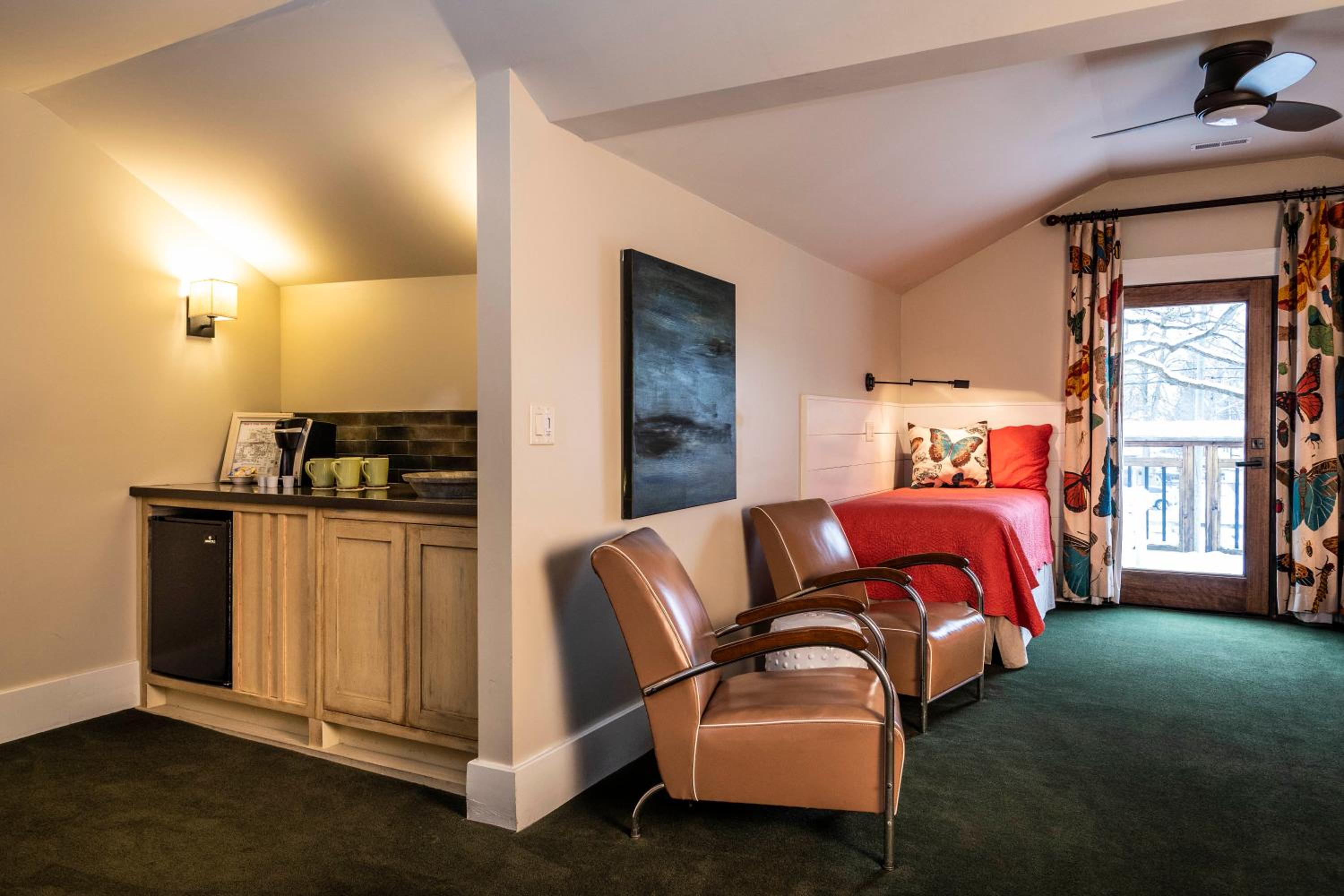 Hotel Broad Ripple