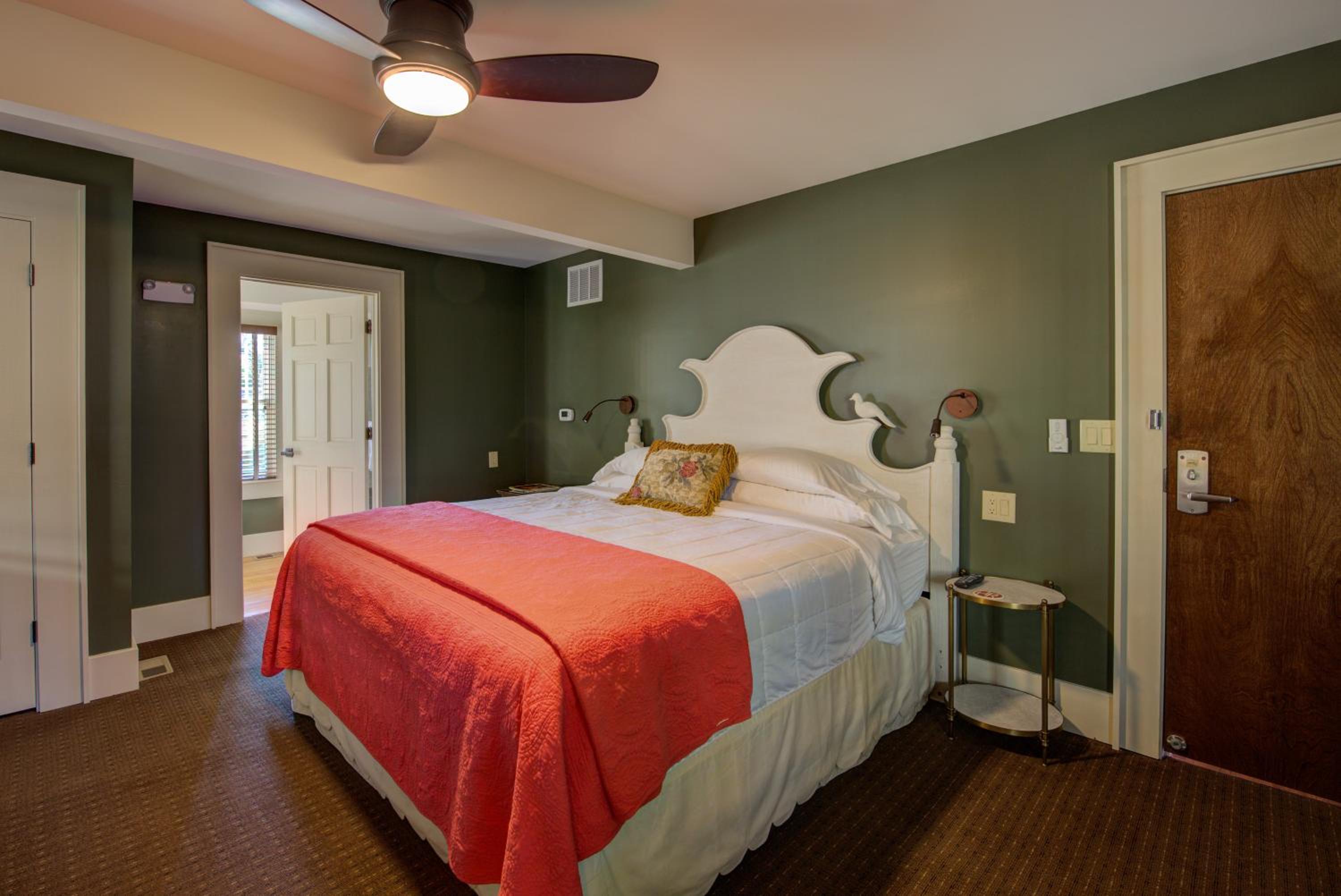 Hotel Broad Ripple
