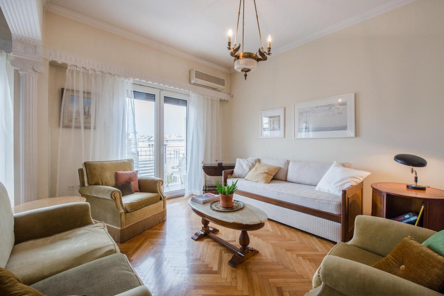 Retro Apartment at Trendy Exarcheia