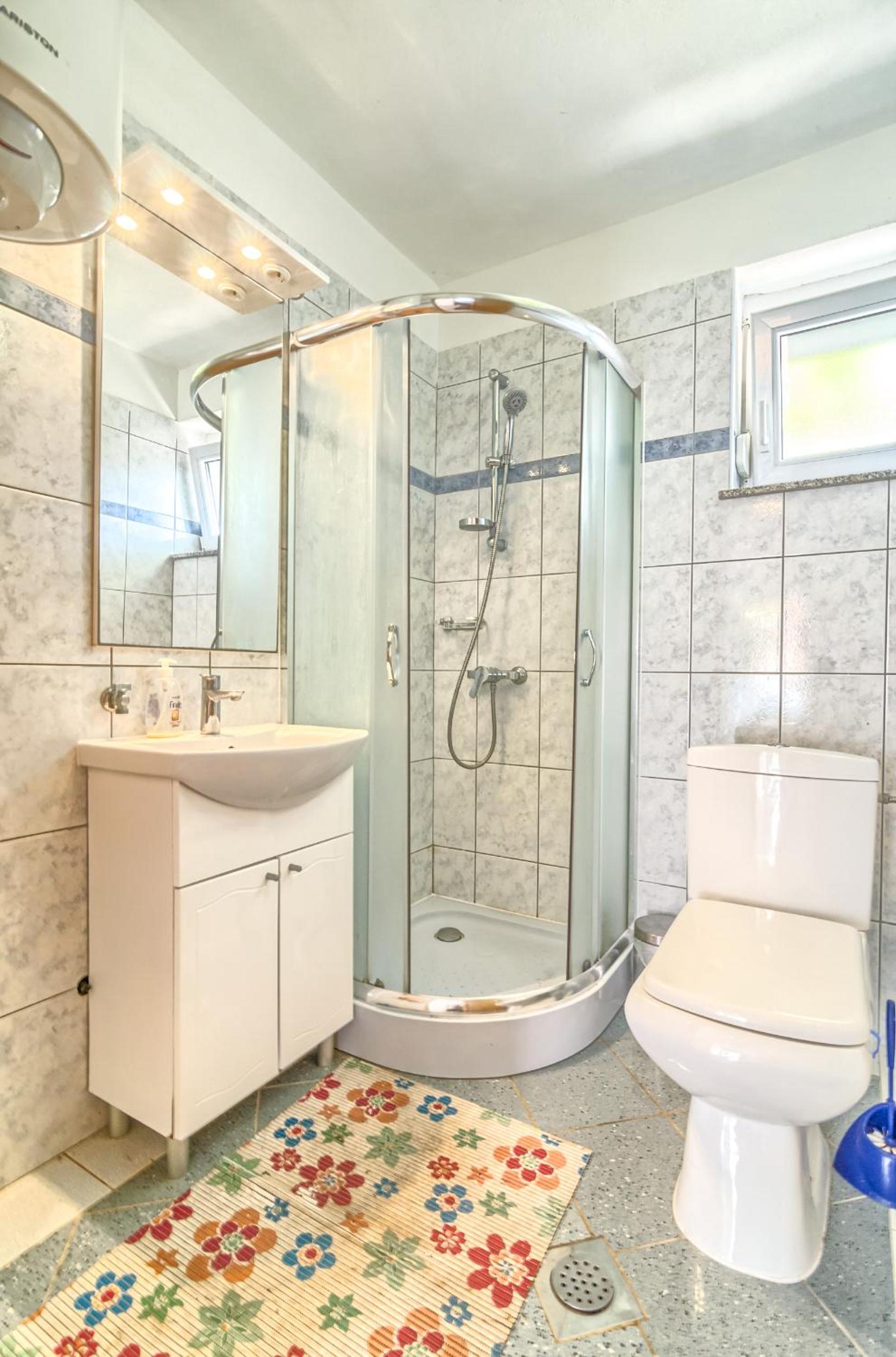 Apartmani Marin-Pošesi 182