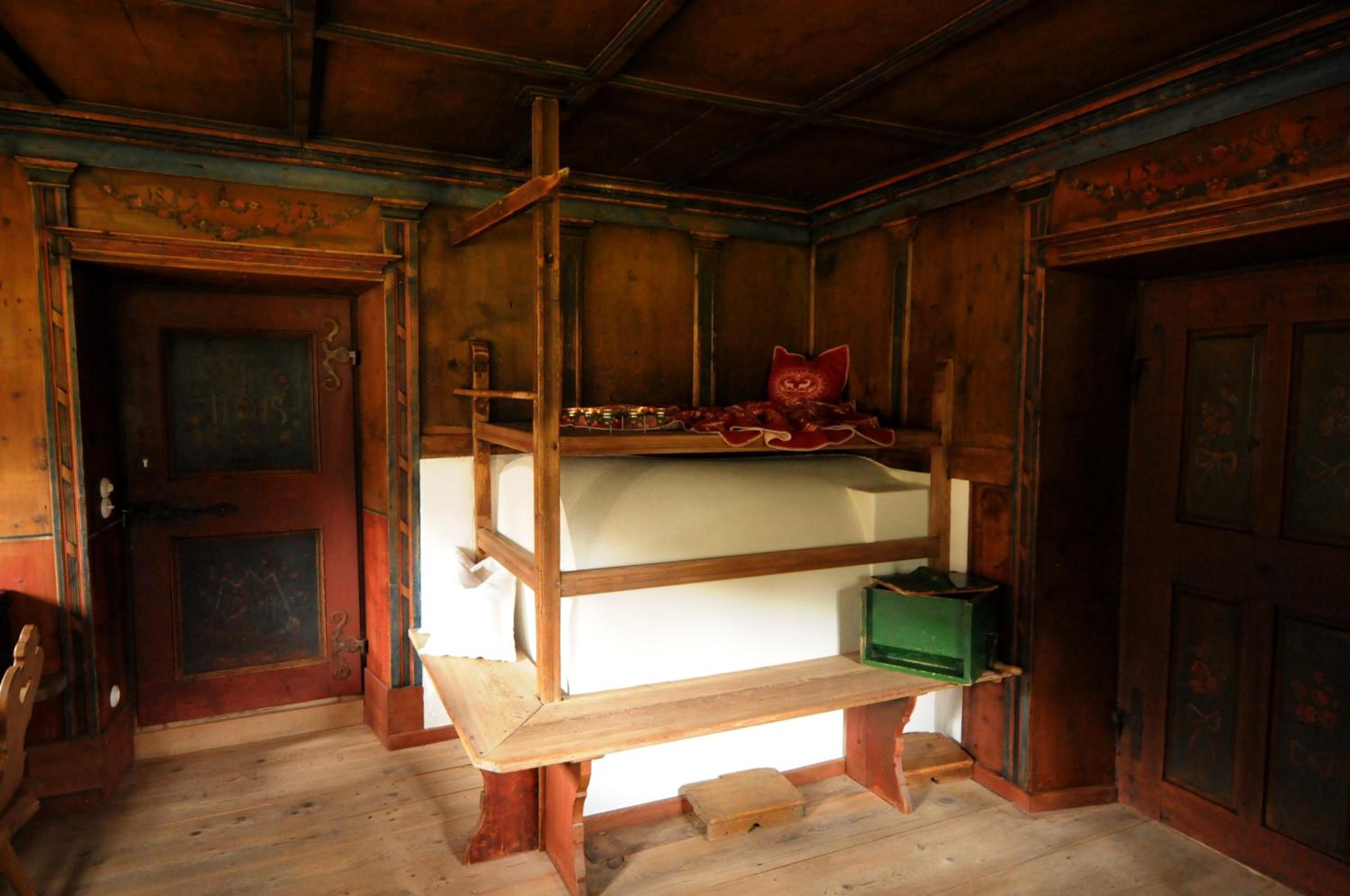 Photo 12