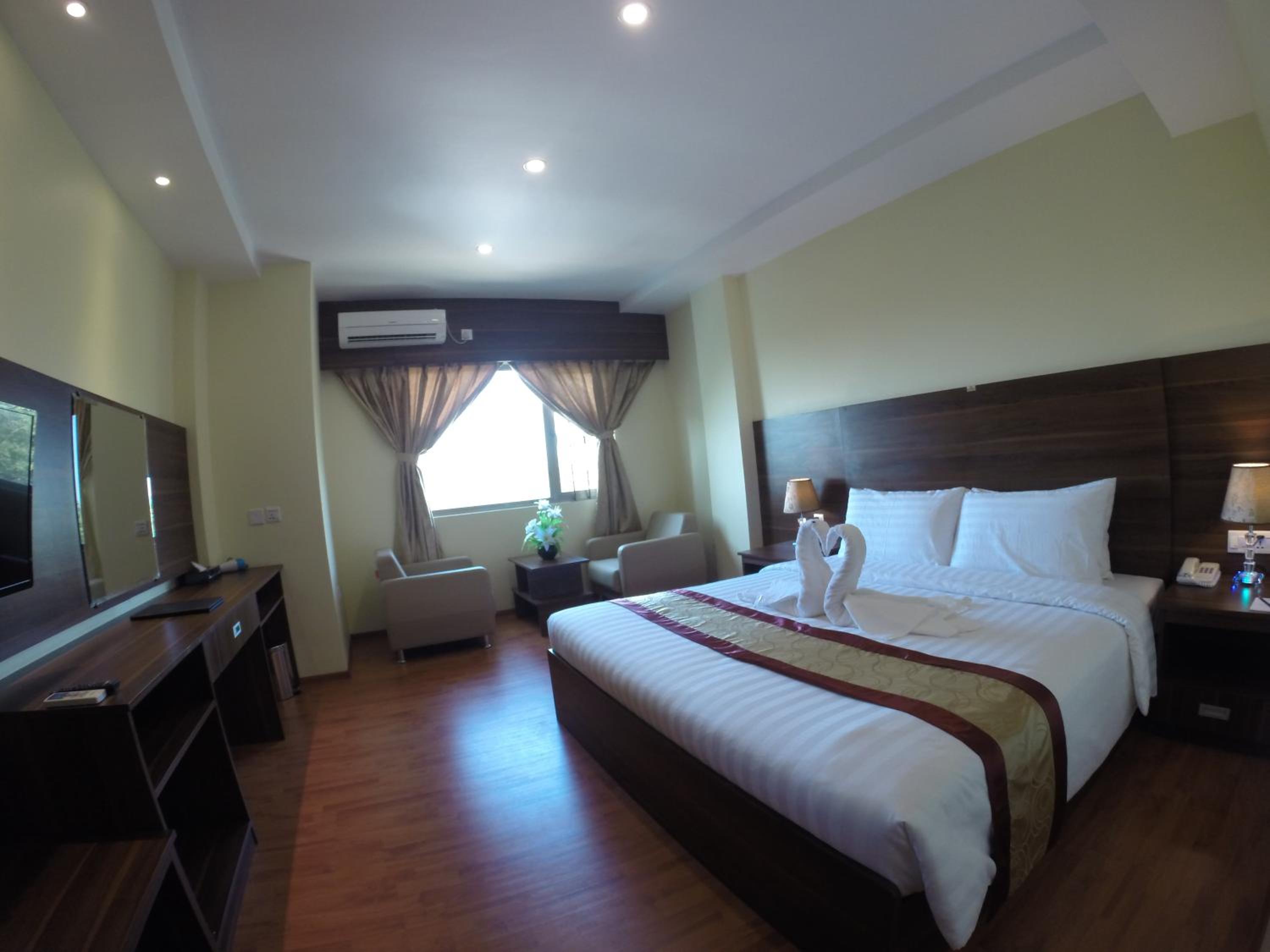 Silver Green Hotel