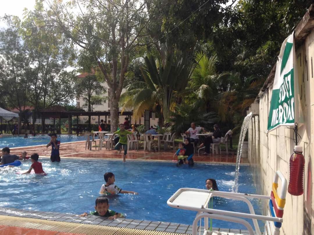 Homestay Suria A Bukit Merah photo 3