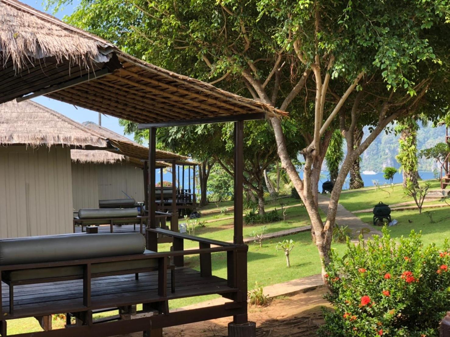 HIP Seaview Resort @ Phi Phi