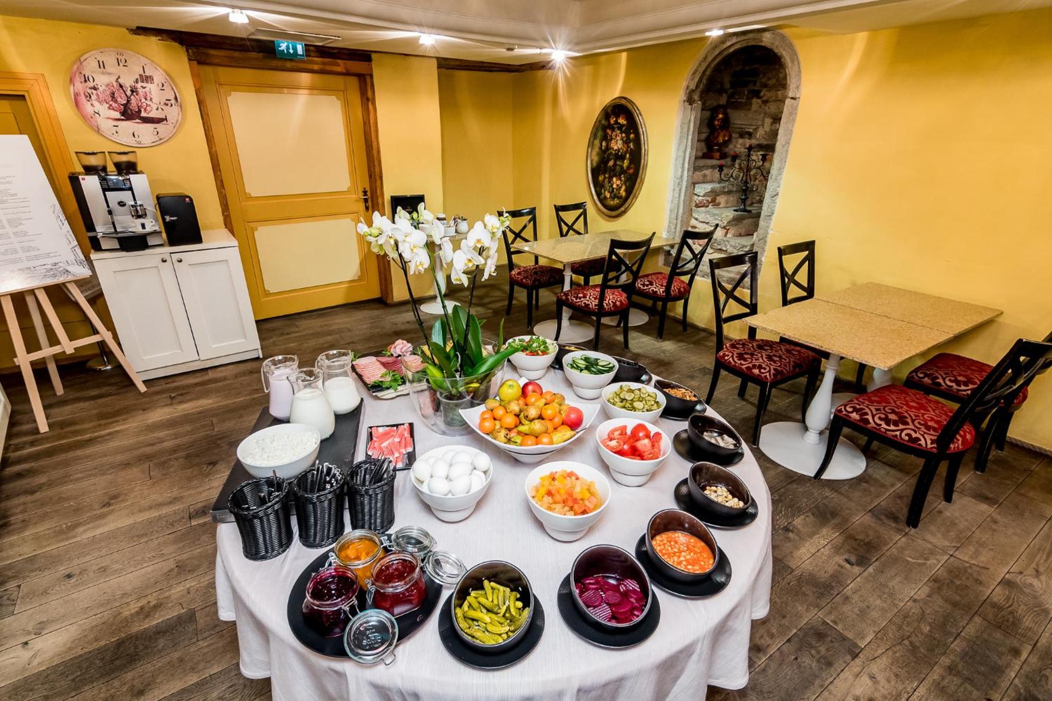 Tallinn Vacations - Meriton Old Town Garden Hotel - Property Image 102