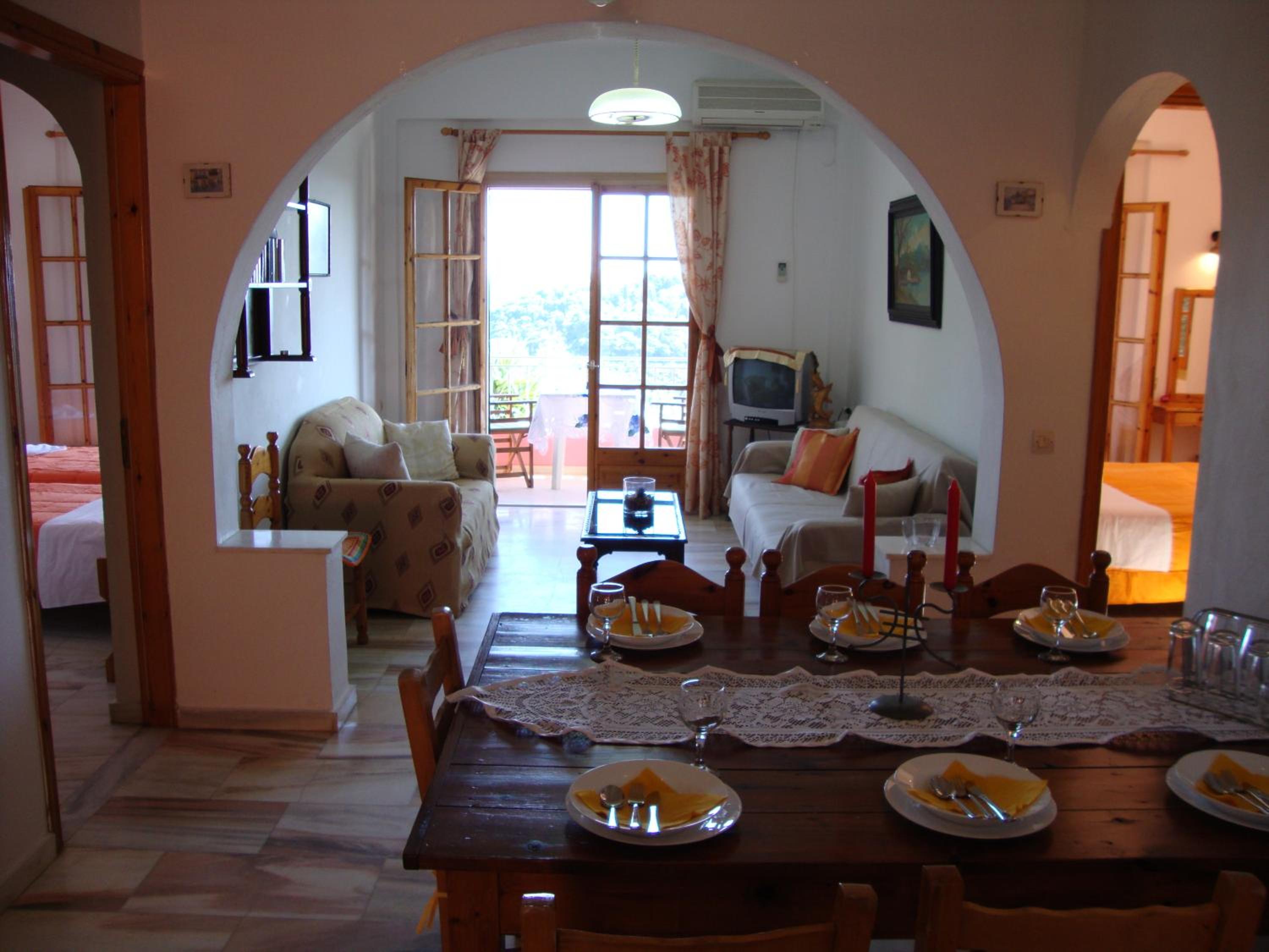 Photo 38